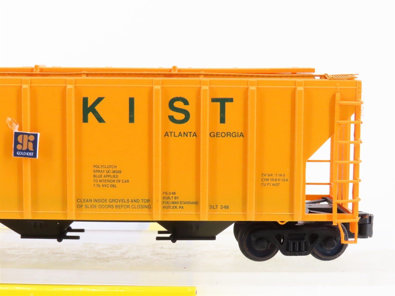 S Scale American Models NASG 2021 TLDX Gold Kist 3-Bay Covered Hopper #5623