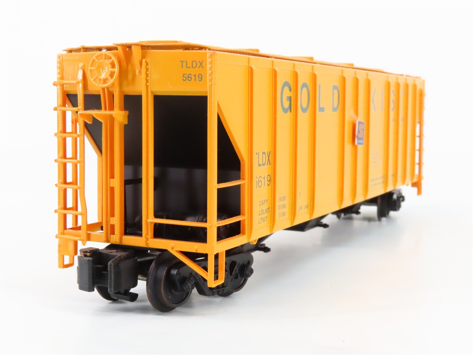 S Scale American Models NASG 2021 TLDX Gold Kist 3-Bay Covered Hopper #5623