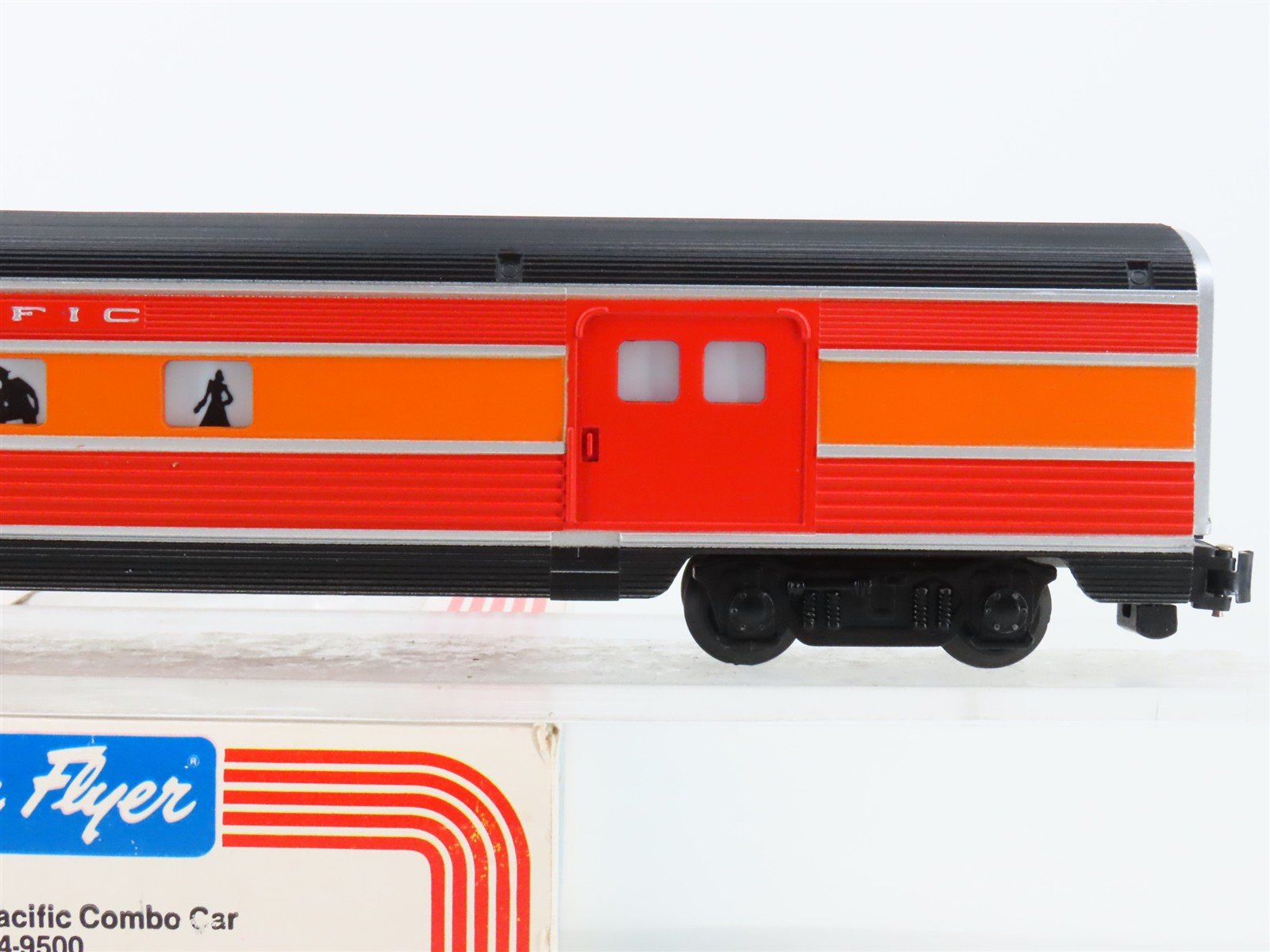 S Scale American Flyer 4-9500 SP Southern Pacific Combine Passenger Car w/Light