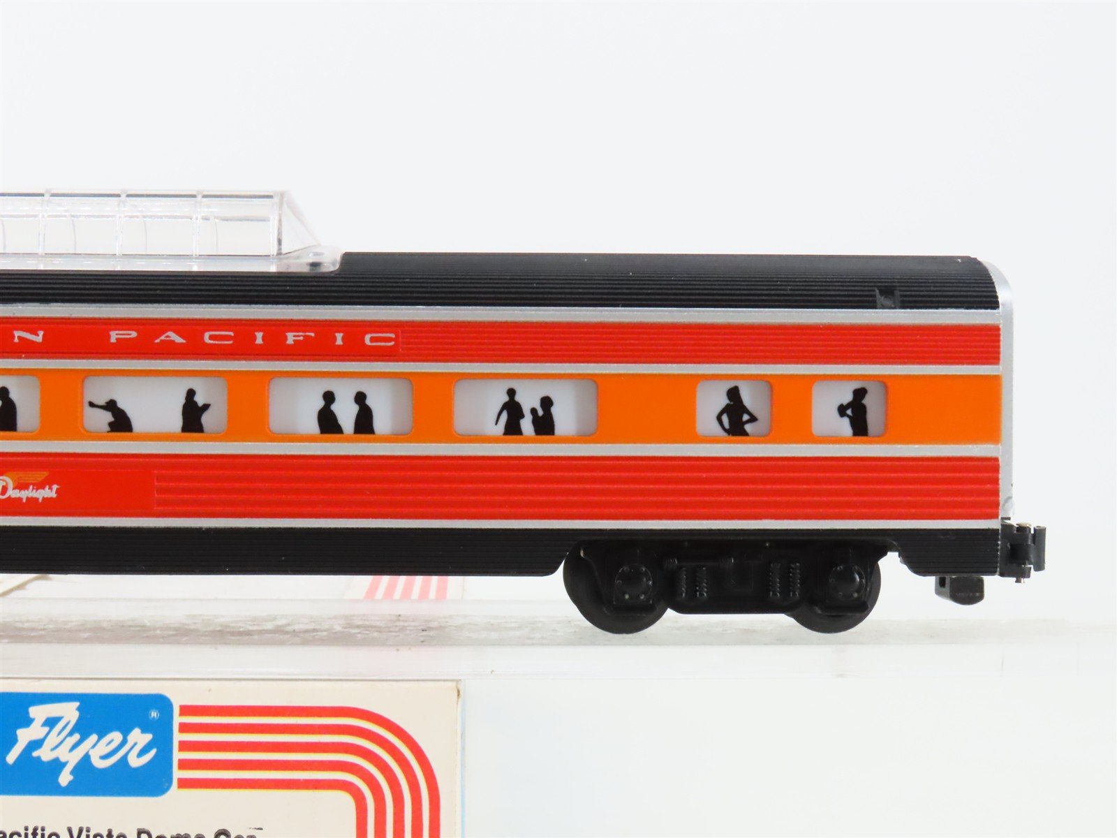 S American Flyer 4-9502 SP Southern Pacific Vista Dome Passenger Car w/Light