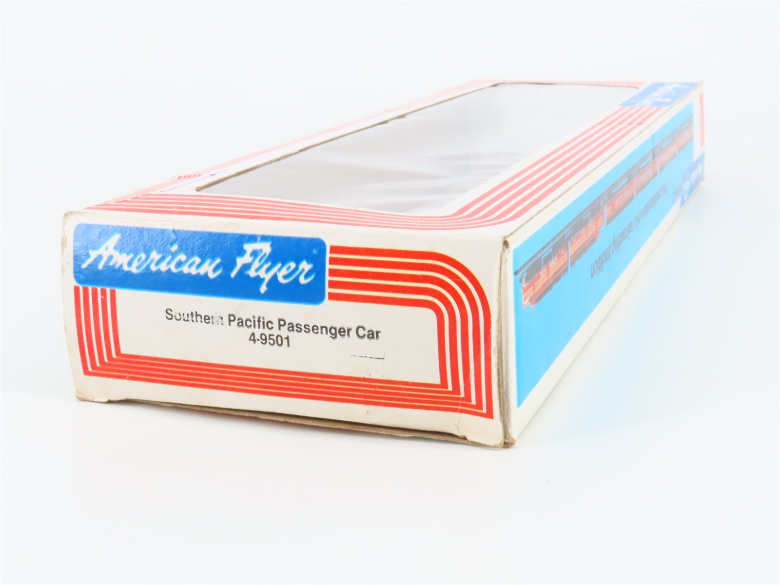 S American Flyer 4-9501 SP Southern Pacific Passenger Car w/Light