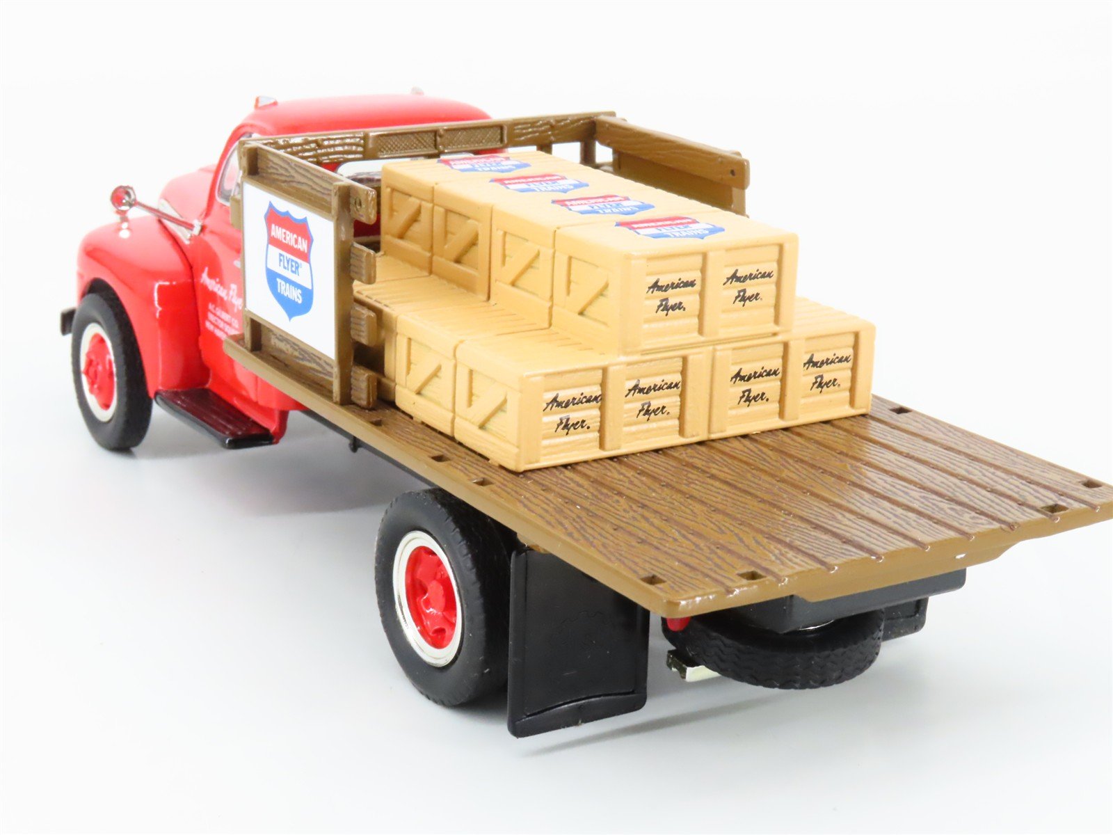 1:34 Scale Eastwood Automobilia 19-0118 Die-Cast 1951 Ford F-6 Stake Truck