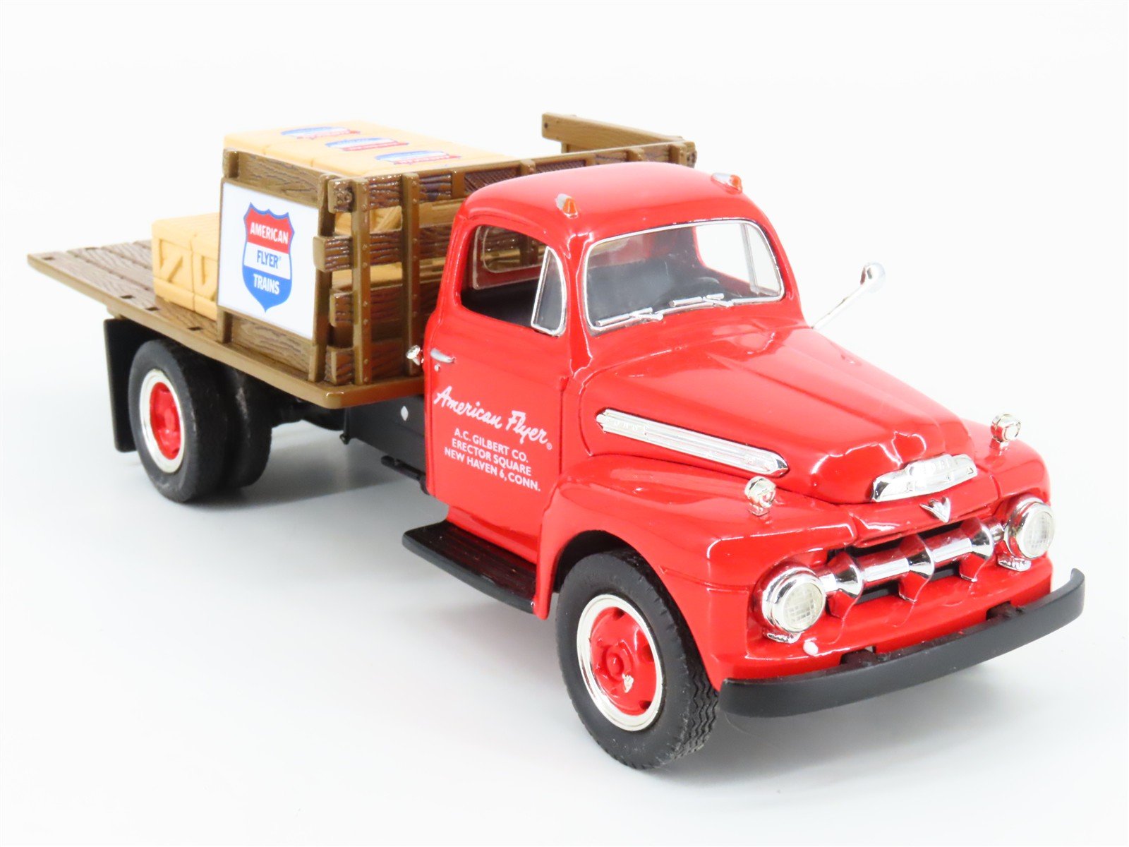 1:34 Scale Eastwood Automobilia 19-0118 Die-Cast 1951 Ford F-6 Stake Truck