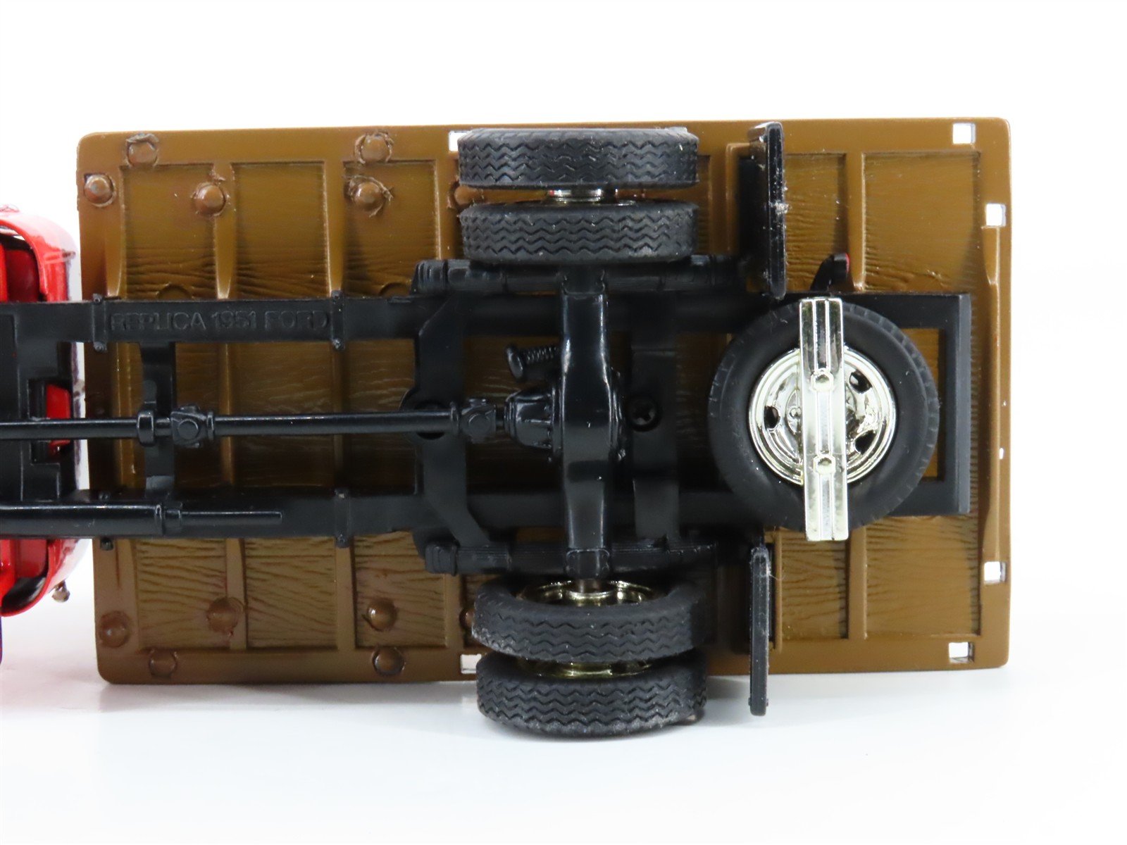 1:34 Scale Eastwood Automobilia 19-0118 Die-Cast 1951 Ford F-6 Stake Truck