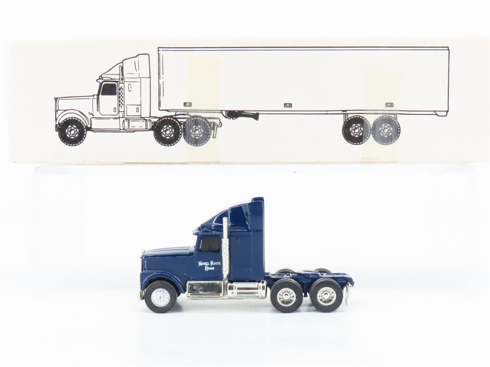 1:64 Scale Ertl 2934 Nickel Plate Road Die-Cast International Cab Semi Truck
