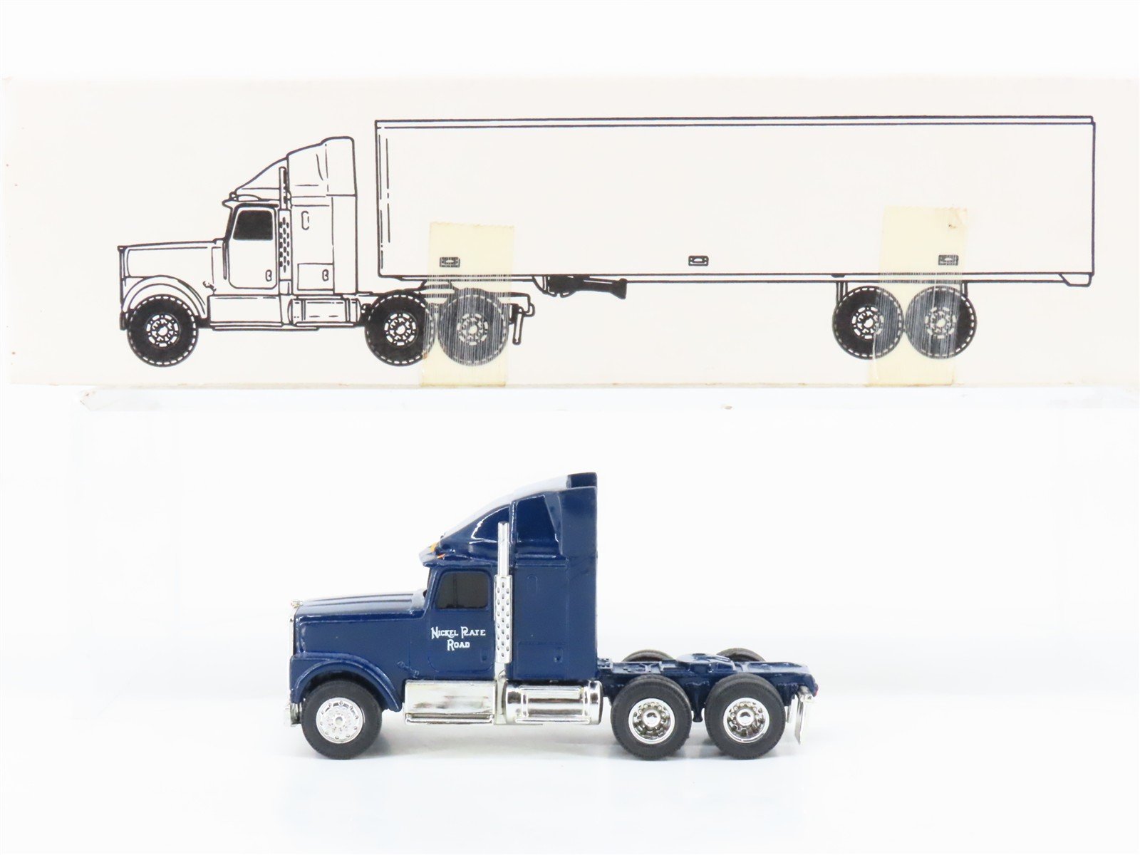 1:64 Scale Ertl 2934 Nickel Plate Road Die-Cast International Cab Semi Truck