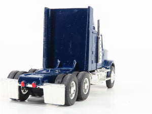 1:64 Scale Ertl 2934 Nickel Plate Road Die-Cast International Cab Semi Truck