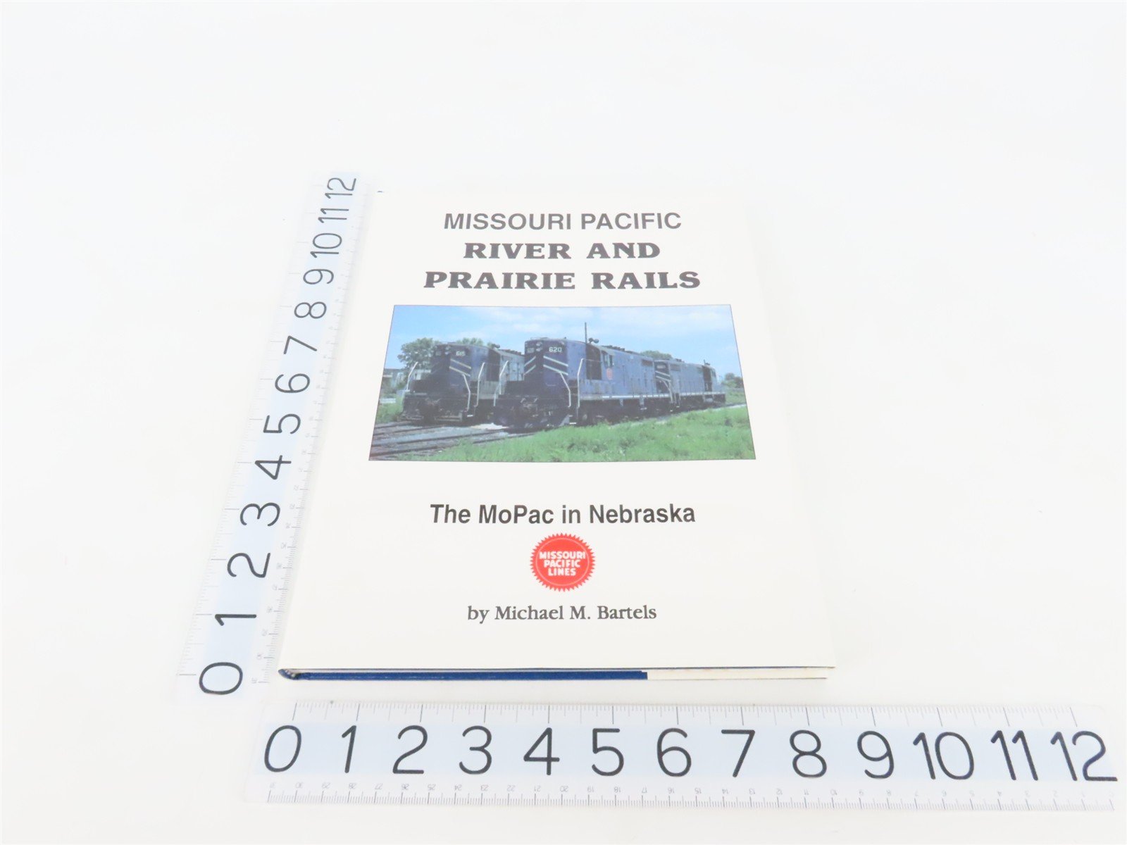 Missouri Pacific River & Prairie Rails by Michael M. Bartels ©1997 HC Books