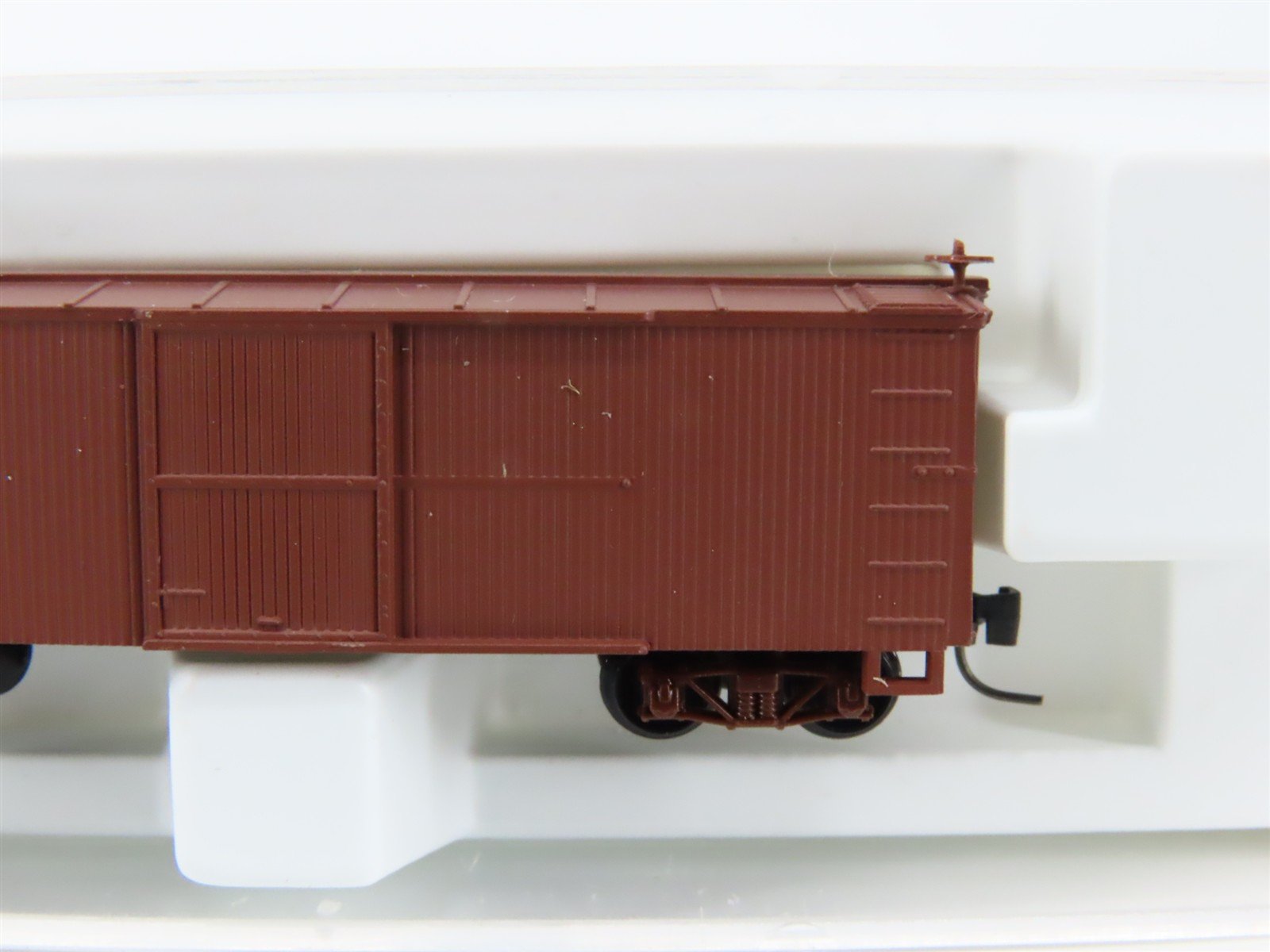 Nn3 Scale Micro-Trains MTL 15107 East Broad Top 30' Single Door Box Car #170