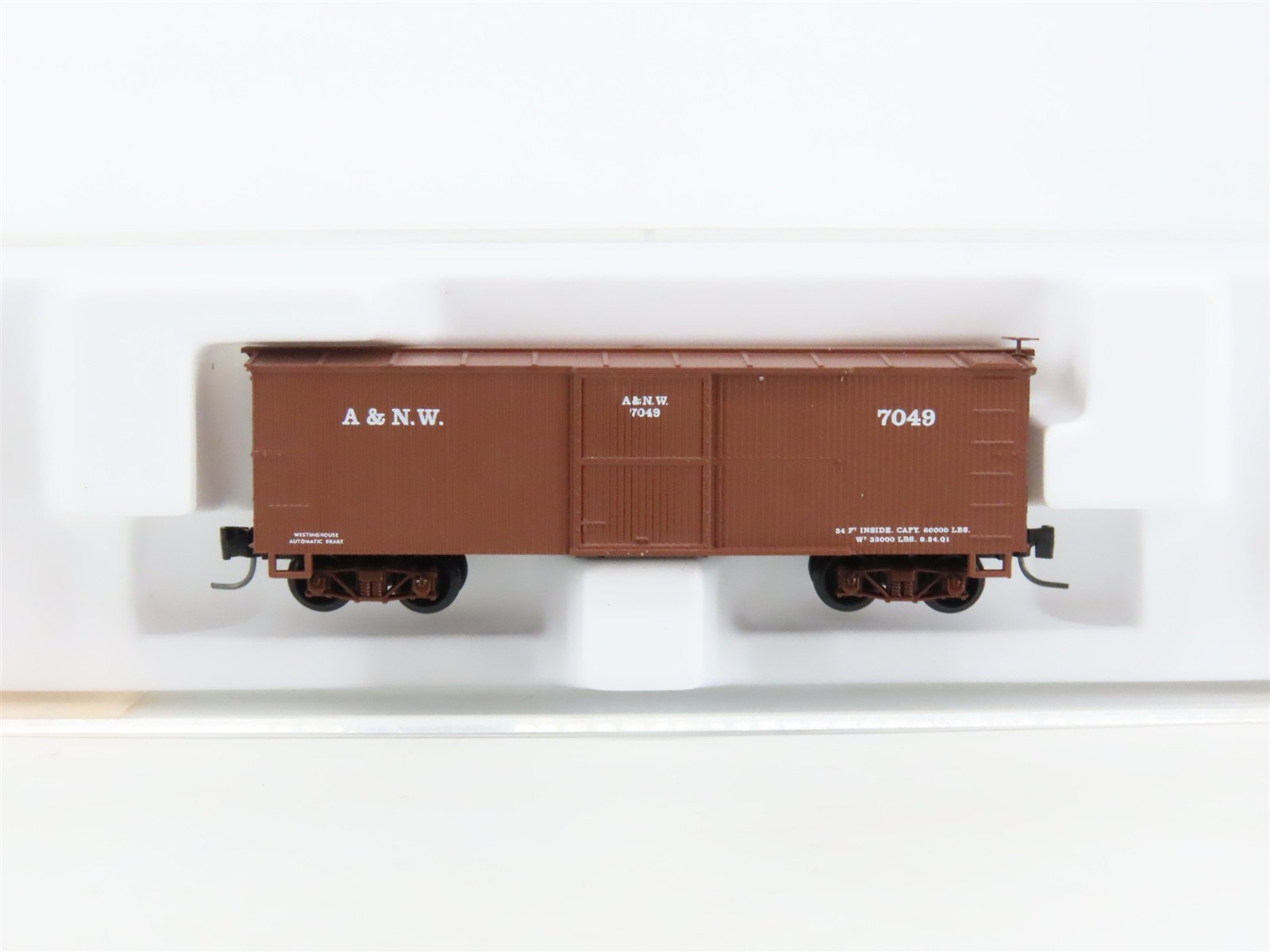 Nn3 Scale Micro-Trains MTL 15114 A&NW Austin & North Western 30' Box Car #7049