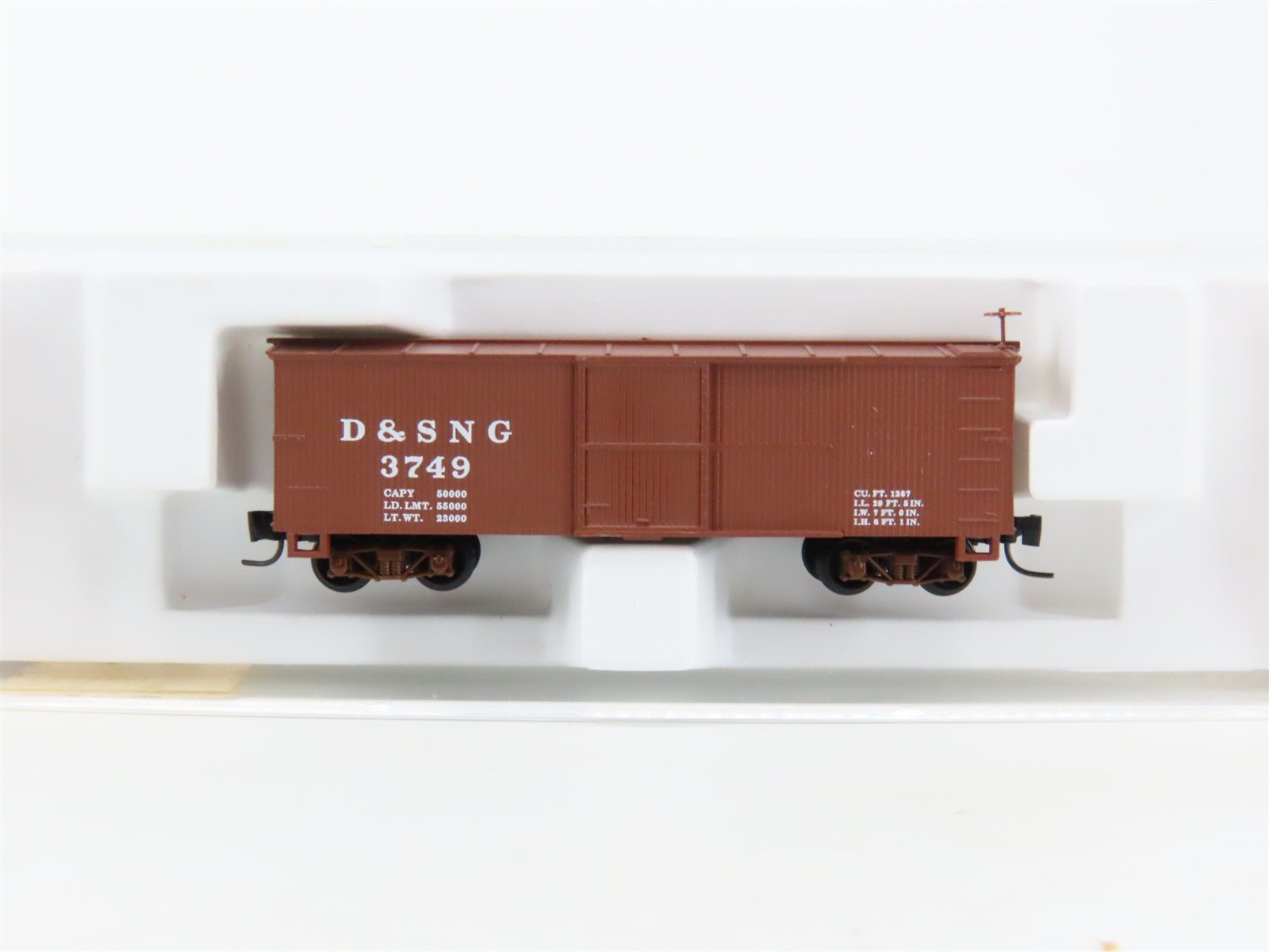 Nn3 Scale Micro-Trains MTL 15105 D&SNG Durango & Silverton 30' Box Car #3749