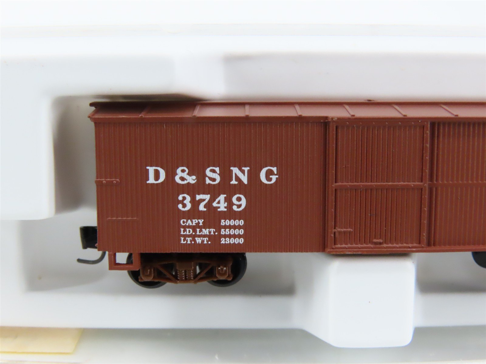 Nn3 Scale Micro-Trains MTL 15105 D&SNG Durango & Silverton 30' Box Car #3749