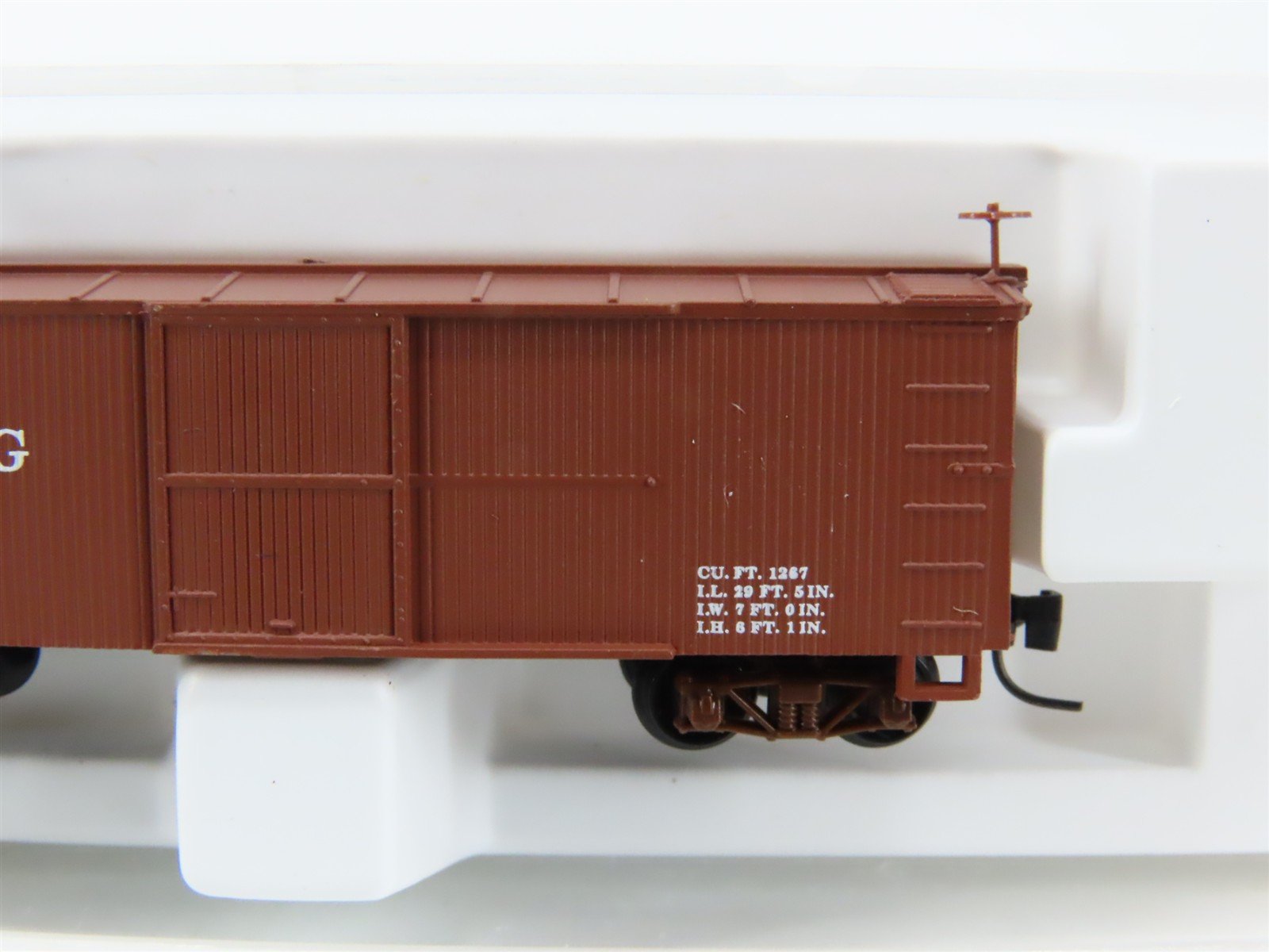 Nn3 Scale Micro-Trains MTL 15105 D&SNG Durango & Silverton 30' Box Car #3749