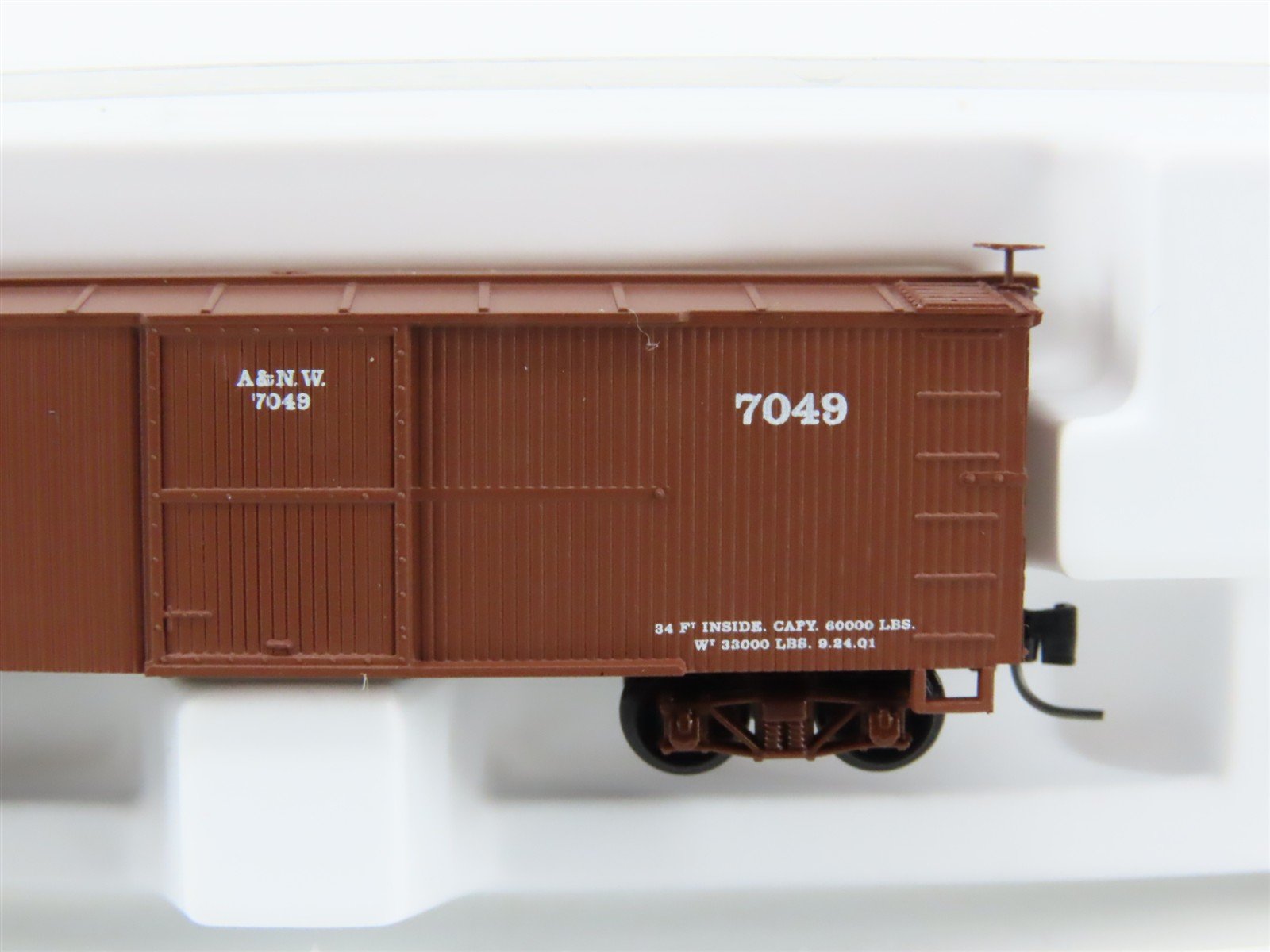 Nn3 Scale Micro-Trains MTL 15114 A&NW Austin & North Western 30' Box Car #7049