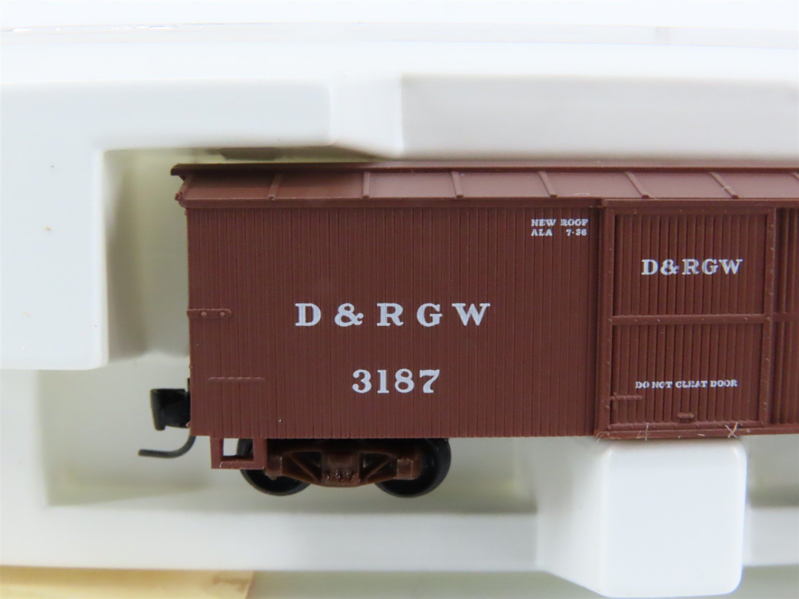 Nn3 Scale Micro-Trains MTL 15101 D&RGW Rio Grande Single Door Box Car #3187
