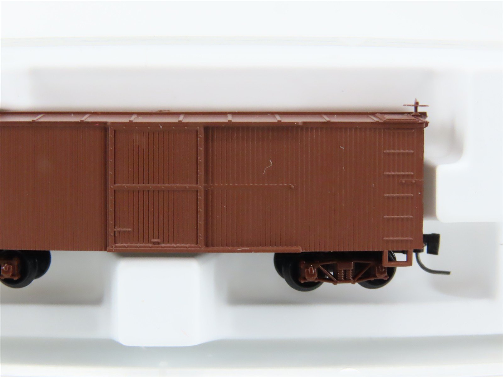 Nn3 Scale Micro-Trains MTL 15107 East Broad Top 30' Single Door Box Car #154
