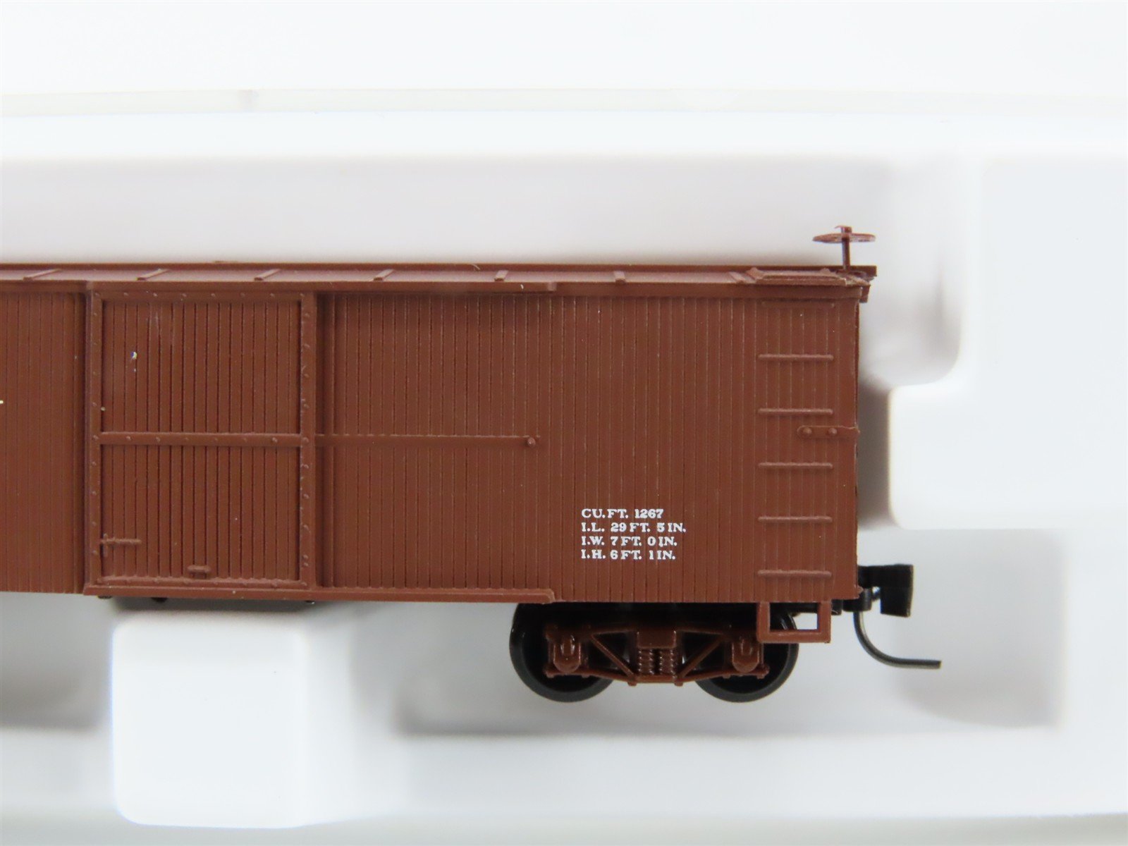 Nn3 Scale Micro-Trains MTL 15105 D&SNG Durango & Silverton 30' Box Car #3410