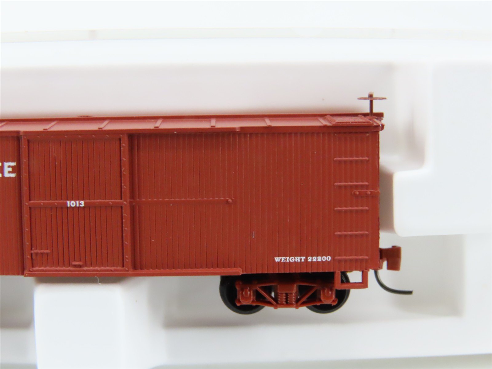 Nn3 Scale Micro-Trains MTL 15109 V&T Virginia & Truckee 30' Box Car #1013