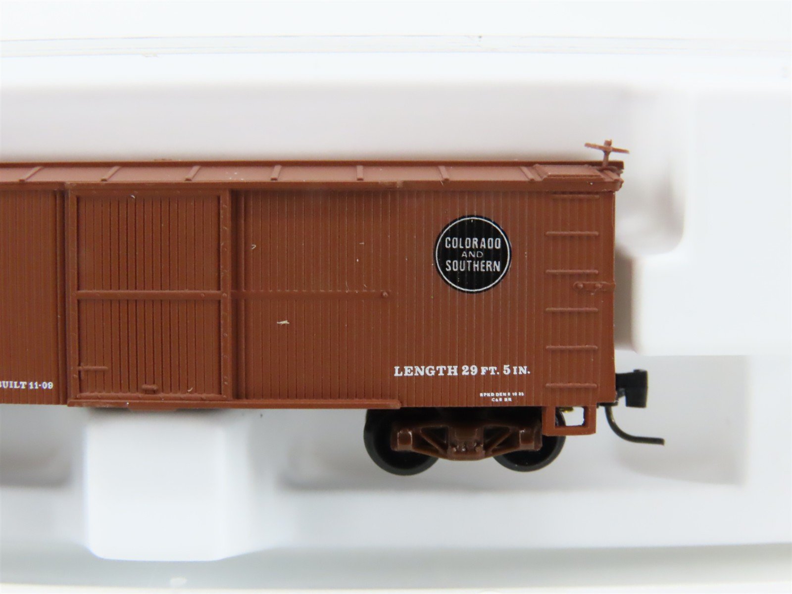 Nn3 Scale Micro-Trains MTL 15106 C&S Colorado & Southern 30' Wood Box Car #8226