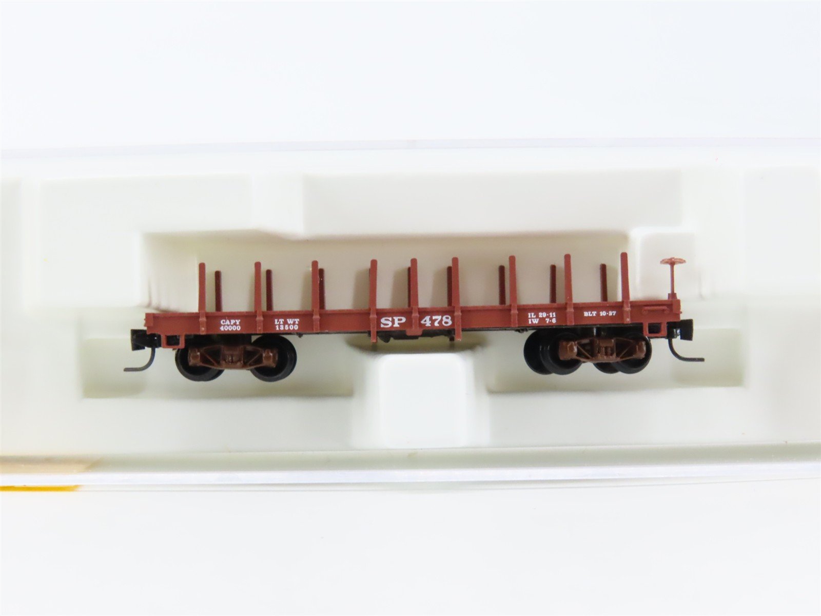 Nn3 Scale Micro-Trains MTL 15301 SP Southern Pacific Flat Car #478 w/ Stakes