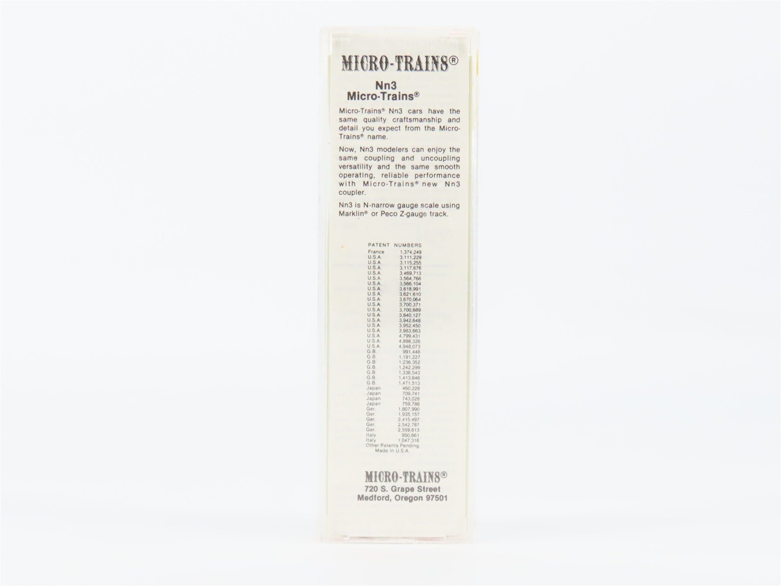 Nn3 Scale Micro-Trains MTL 15301 SP Southern Pacific Flat Car #480 w/ Stakes