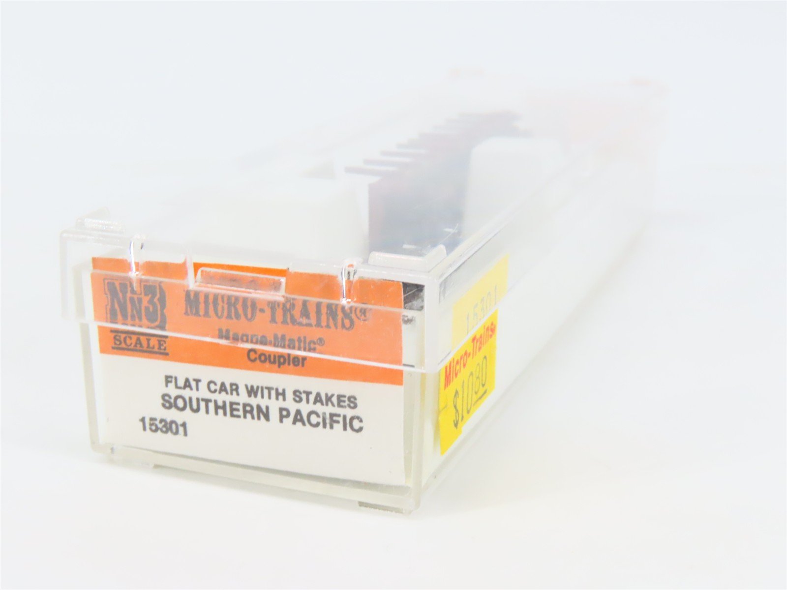 Nn3 Scale Micro-Trains MTL 15301 SP Southern Pacific Flat Car #480 w/ Stakes