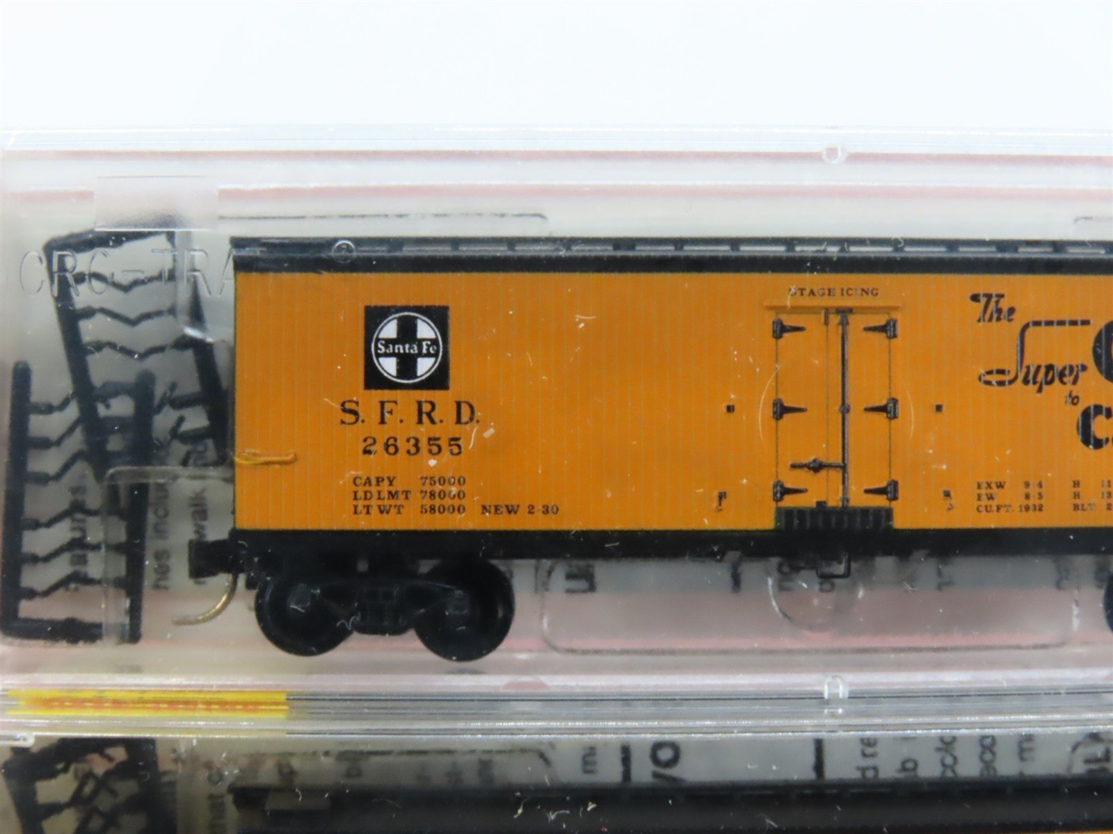 N Scale Micro-Trains MTL 47242 SFRD Santa Fe 40' Wood Reefers 3-Pack Sealed