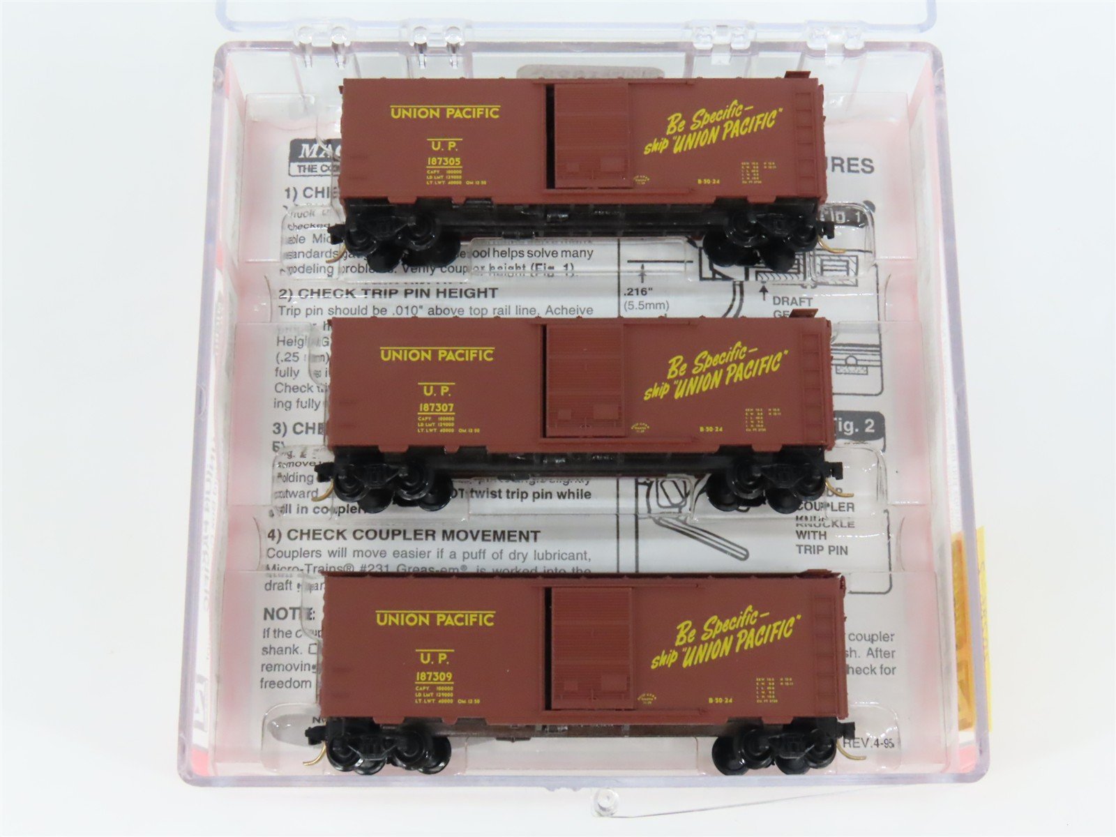N Scale Micro-Trains MTL 20286-2 UP Union Pacific 40' Single Door Box Car 3-Pack