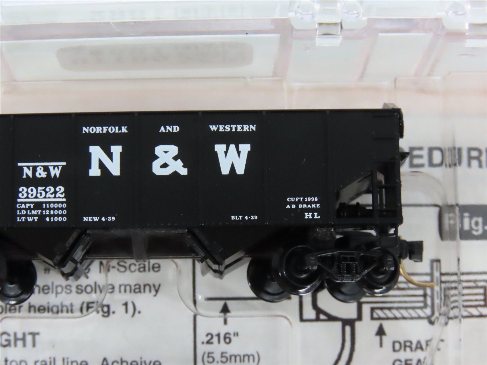 N Scale Micro-Trains MTL 91012 N&W Norfolk & Western 2-Bay Open Hoppers 3-Pack