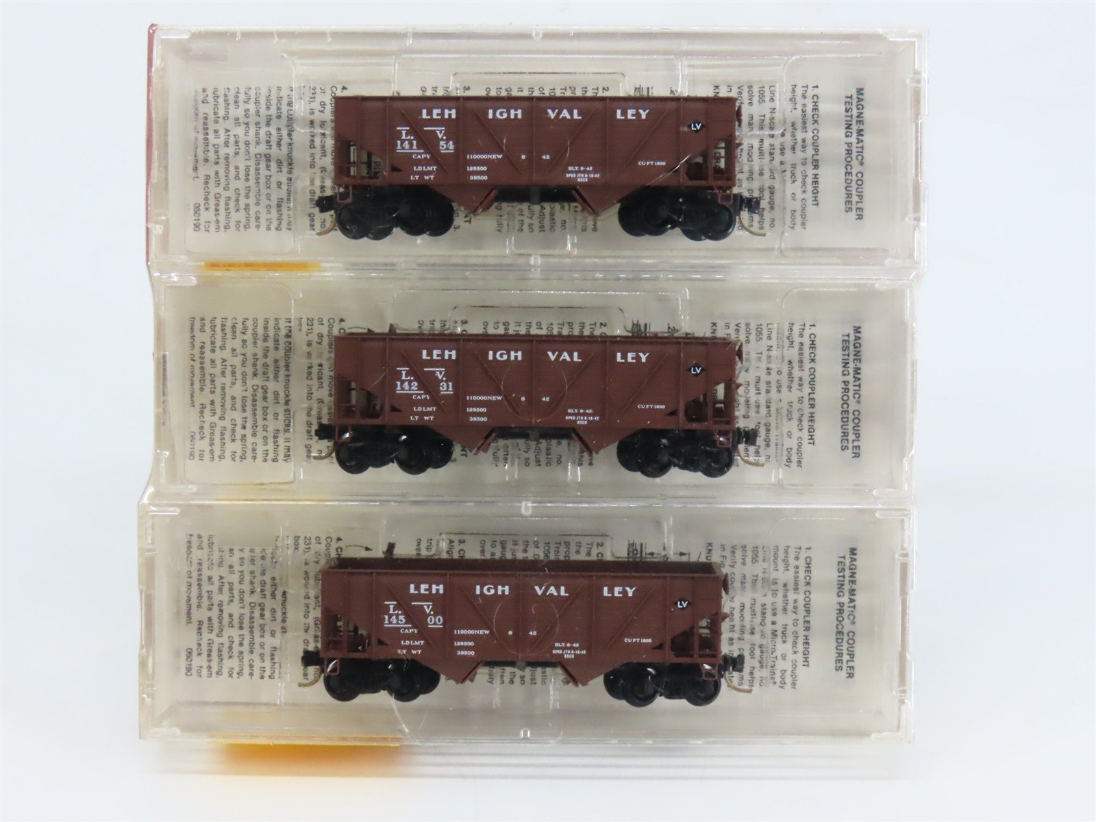 N Scale Micro-Trains MTL 57032 LV Lehigh Valley 2-Bay Hopper 3-Pack Sealed