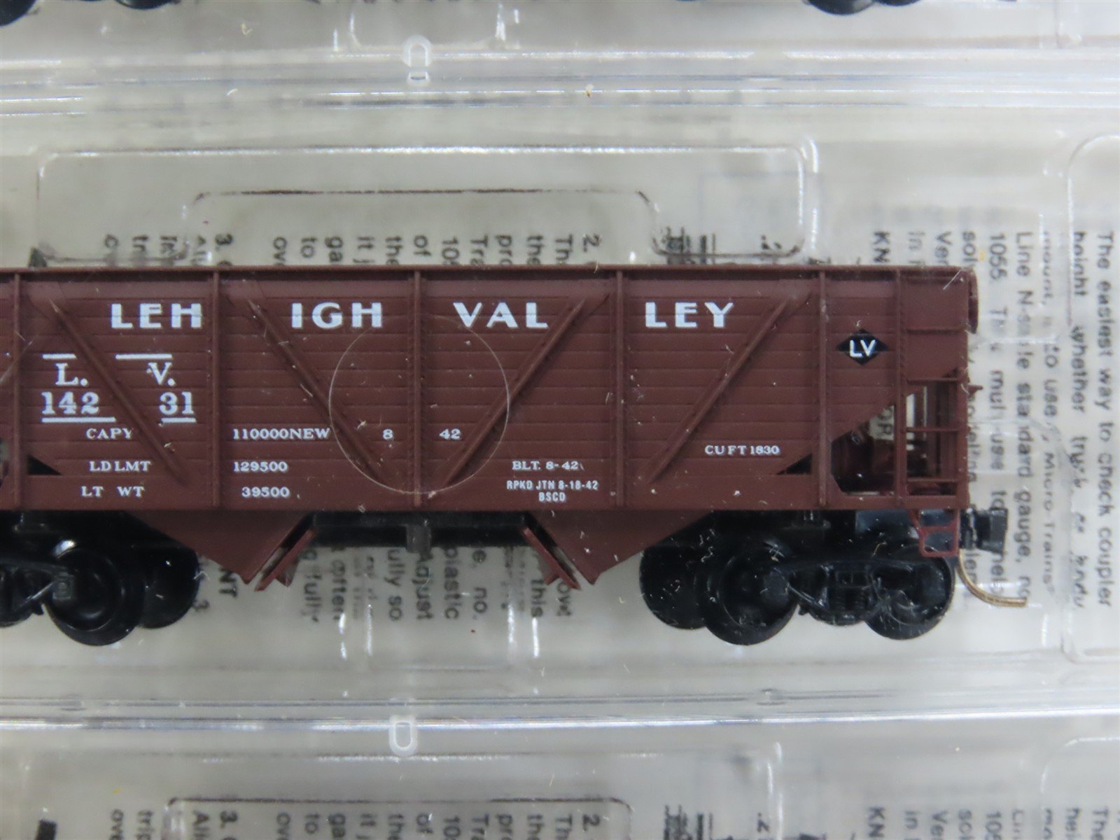 N Scale Micro-Trains MTL 57032 LV Lehigh Valley 2-Bay Hopper 3-Pack Sealed