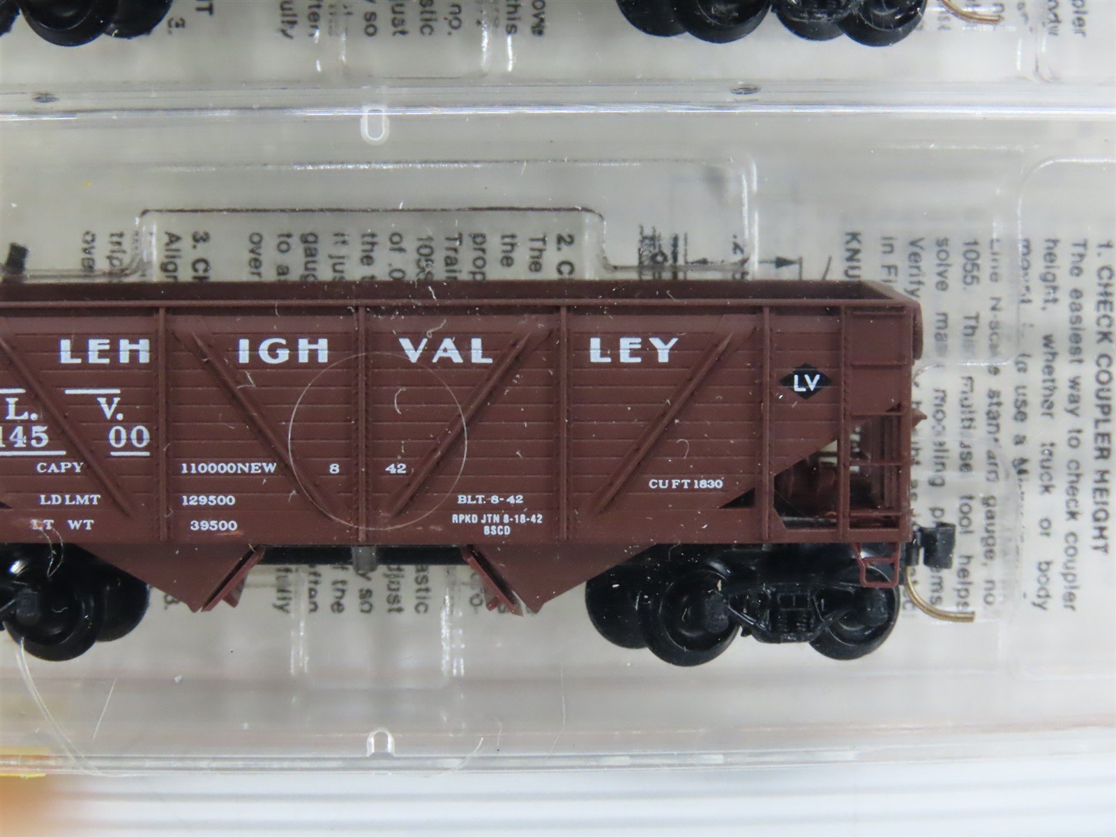 N Scale Micro-Trains MTL 57032 LV Lehigh Valley 2-Bay Hopper 3-Pack Sealed