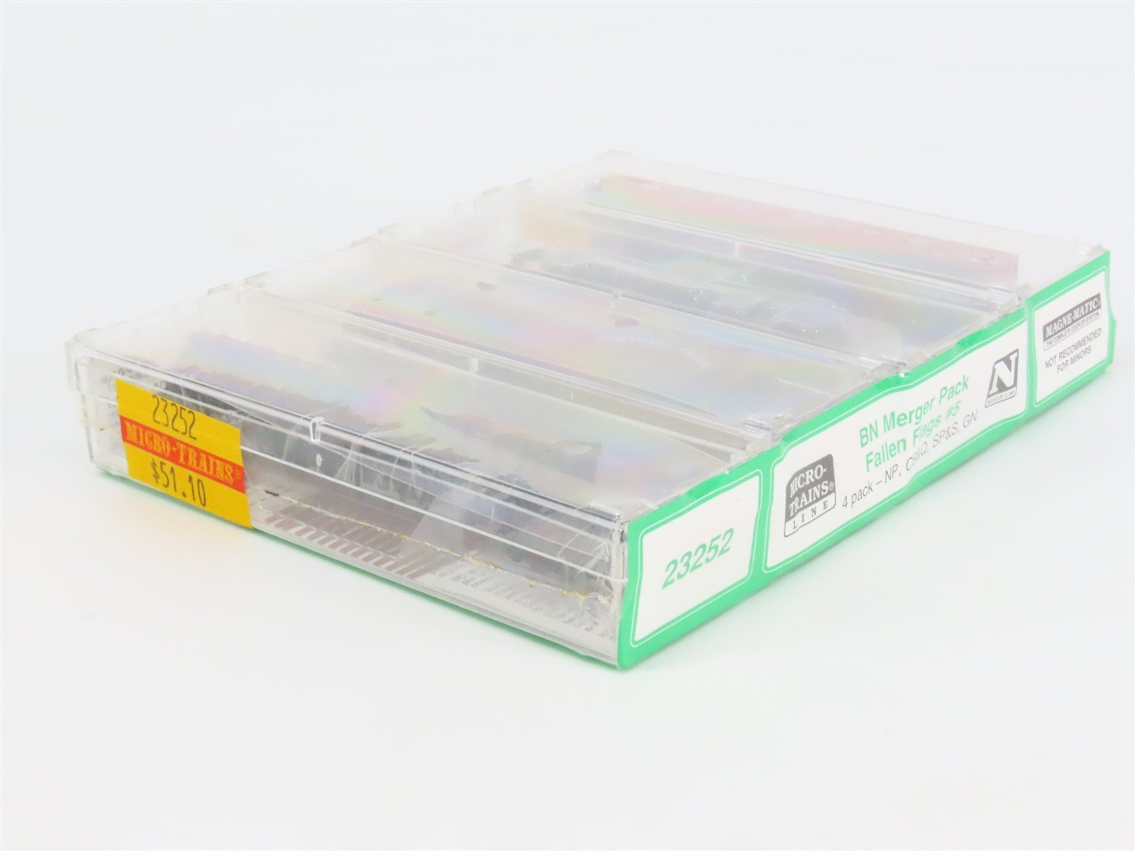 N Micro-Trains MTL 23252 BN Merger Fallen Flags #5 Freight 4-Pack Sealed