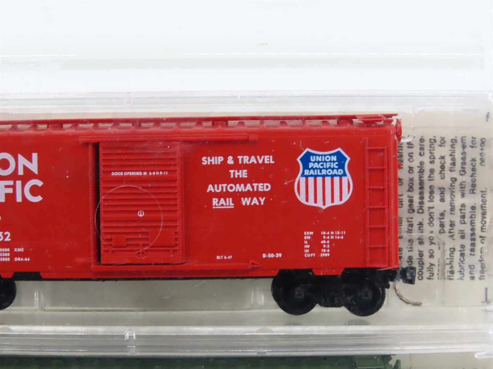 N Kadee Micro-Trains MTL TexNrails Special Run UP/NP Box Cars 2-Pack Sealed