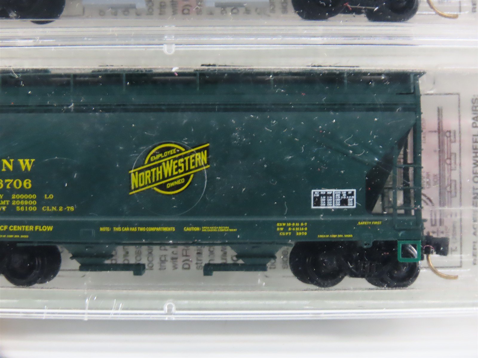 N Scale Micro-Trains MTL 92102 CNW Chicago & North Western Hoppers 2-Pack Sealed