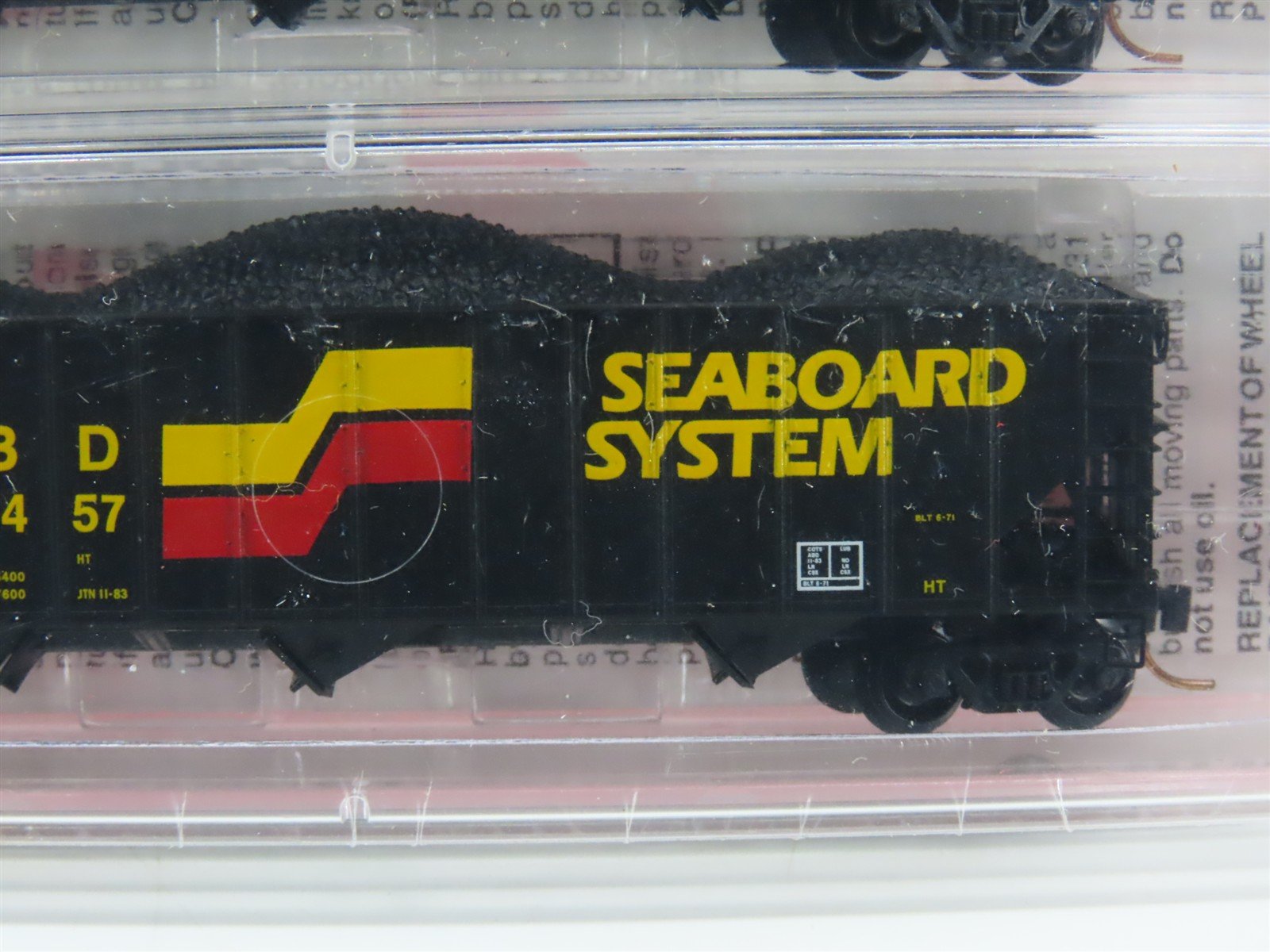 N Scale Micro-Trains MTL 108052 SBD Seaboard System 3-Bay Hoppers 2-Pack Sealed