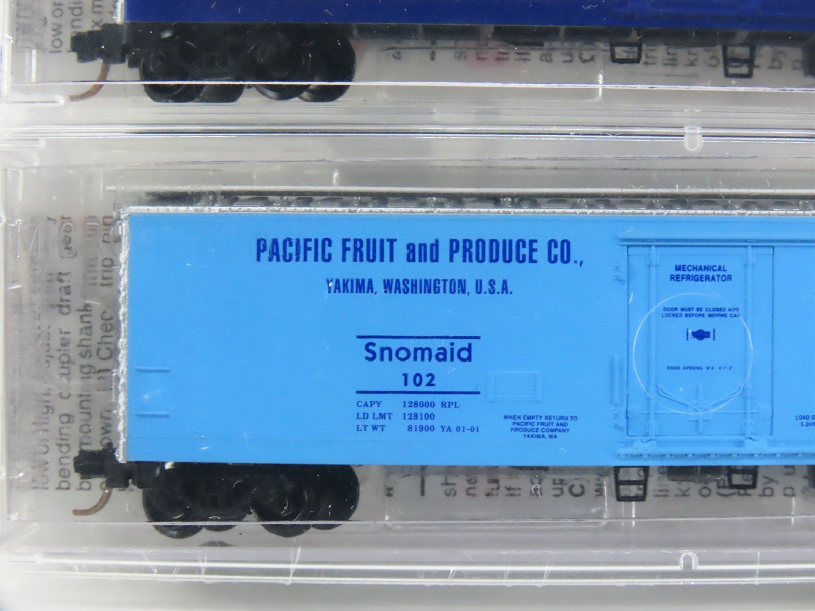 N Scale Micro-Trains MTL 69112 Snoboy & Snomaid Mechanical Reefer 2-Pack Sealed