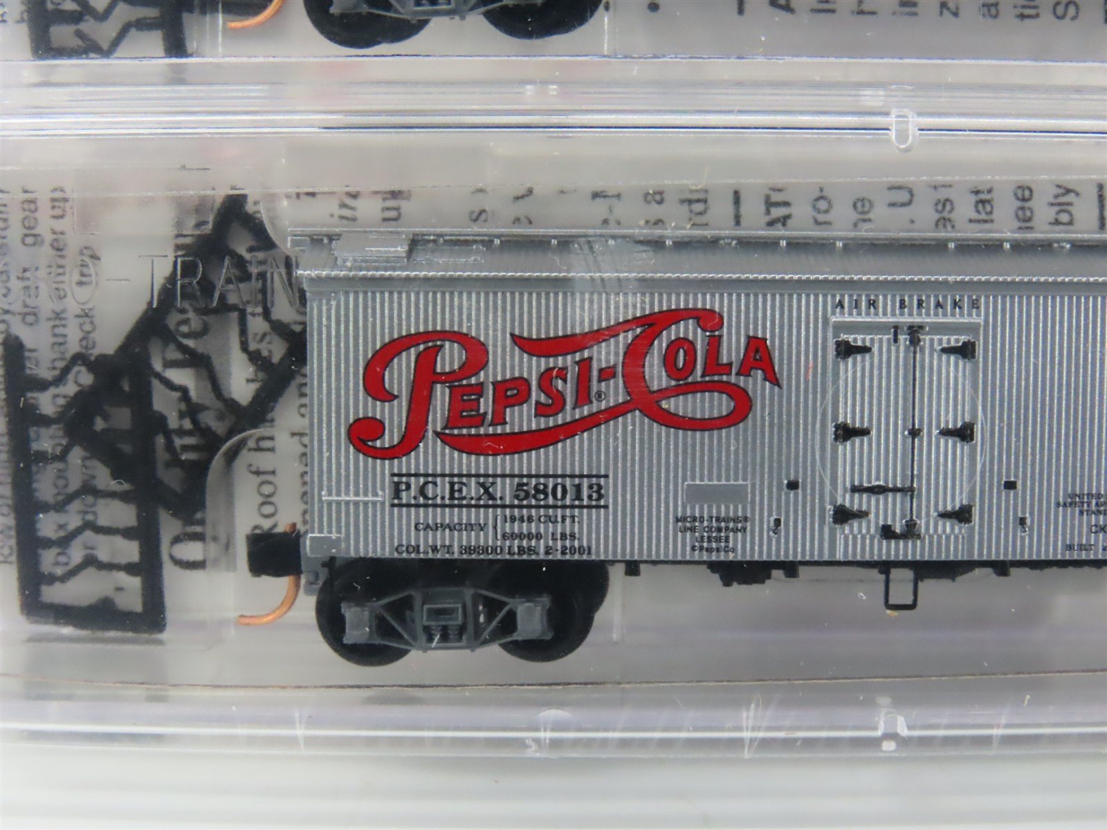 N Scale Micro-Trains MTL 58572 PCEX Pepsi Cola 36' Wood Reefer 2-Pack Sealed