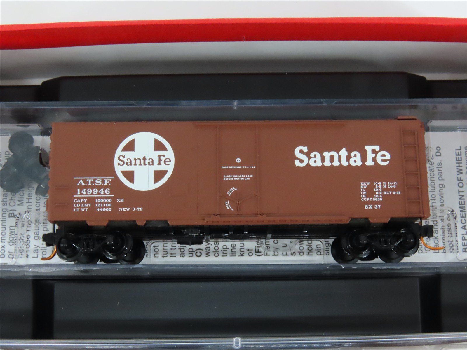 N Scale Micro-Trains MTL 993 00 002 ATSF Santa Fe Box Cars 4-Car Runner Pack