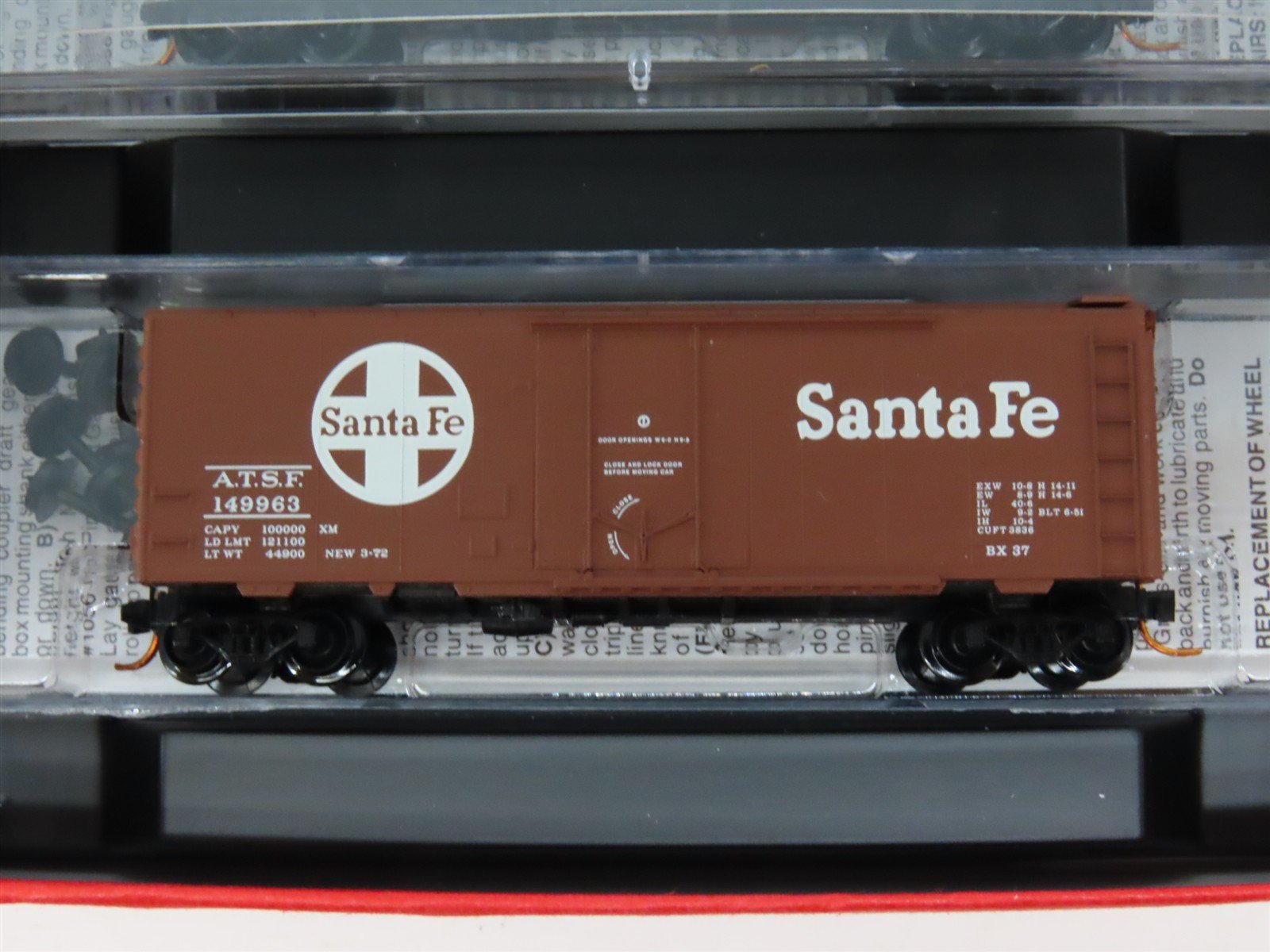 N Scale Micro-Trains MTL 993 00 002 ATSF Santa Fe Box Cars 4-Car Runner Pack