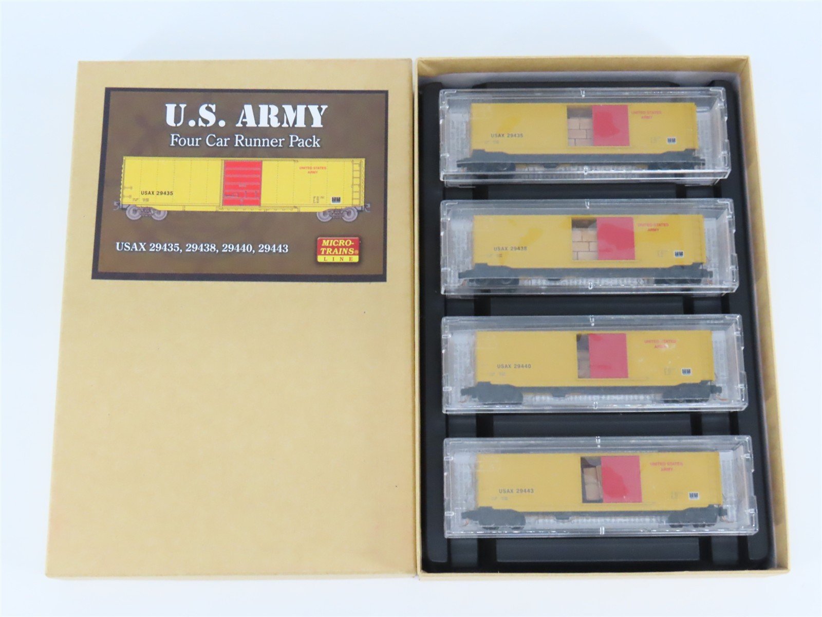 N Micro-Trains MTL 993 00 019 USAX US Army Box Cars w/ Loads 4-Car Runner Pack