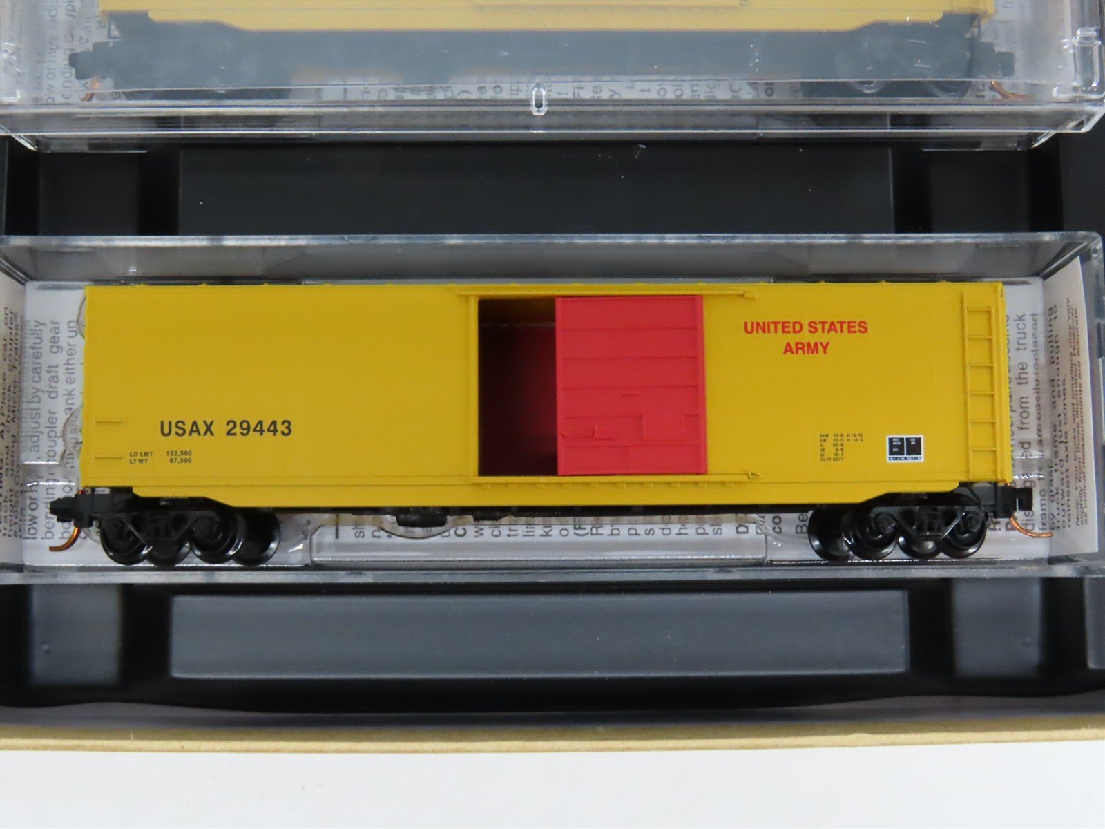 N Micro-Trains MTL 993 00 019 USAX US Army Box Cars w/ Loads 4-Car Runner Pack