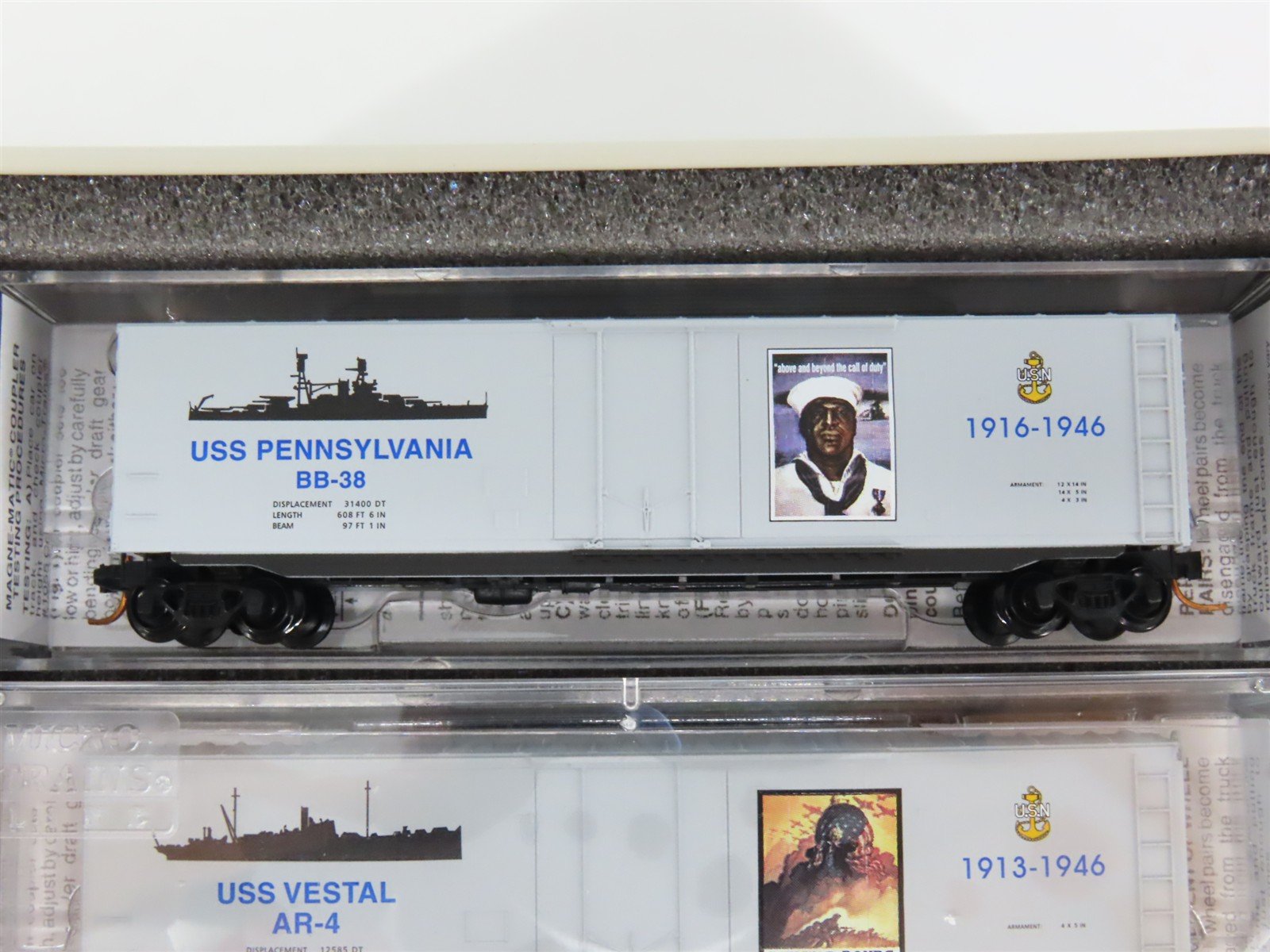 N Scale Micro-Trains MTL 993 21 060 Battleship Row Pearl Harbor Box Car Set of 7