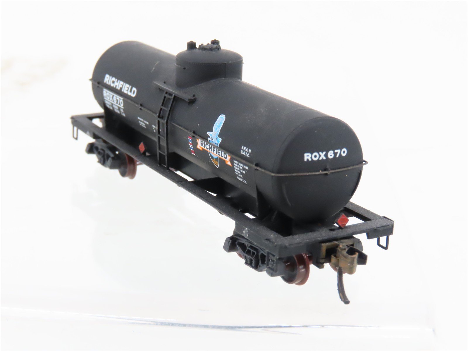 N Scale Micro-Trains MTL 65430 ROX Richfield Single Dome Tankcar #670 Custom