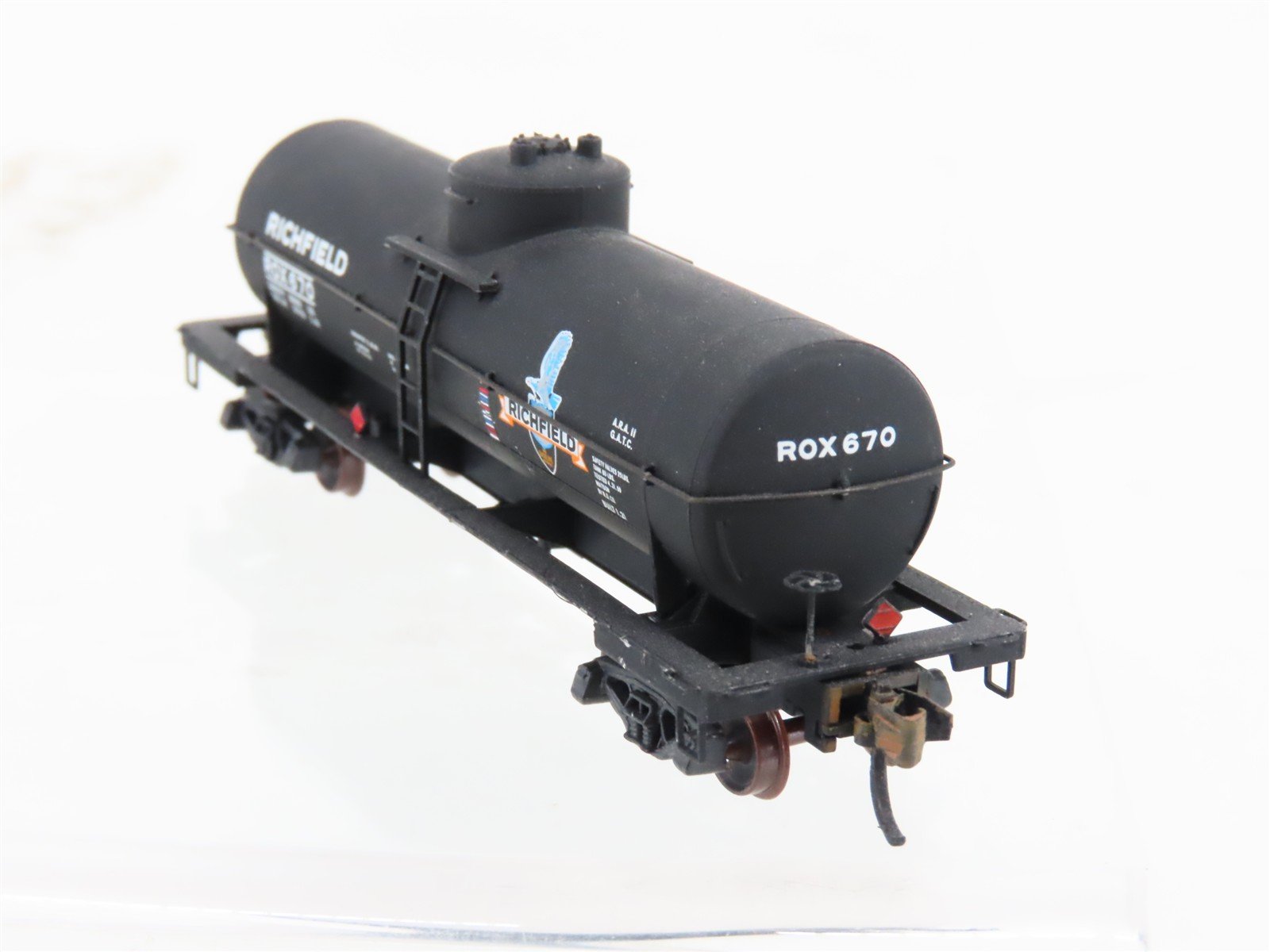 N Scale Micro-Trains MTL 65430 ROX Richfield Single Dome Tankcar #670 Custom