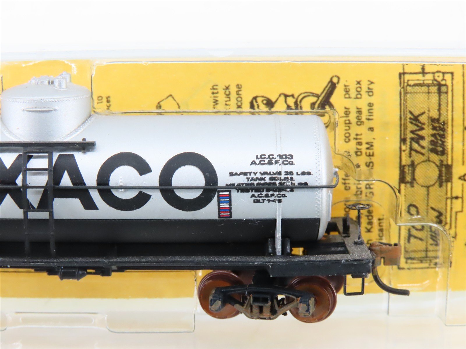 N Scale Micro-Trains/Kadee 65073 TCX Texaco Single Dome Tankcar #8279 Custom