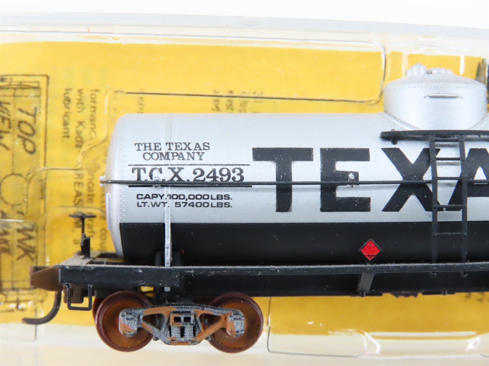 N Scale Micro-Trains/Kadee 65073 TCX Texaco Single Dome Tankcar #8279 Custom