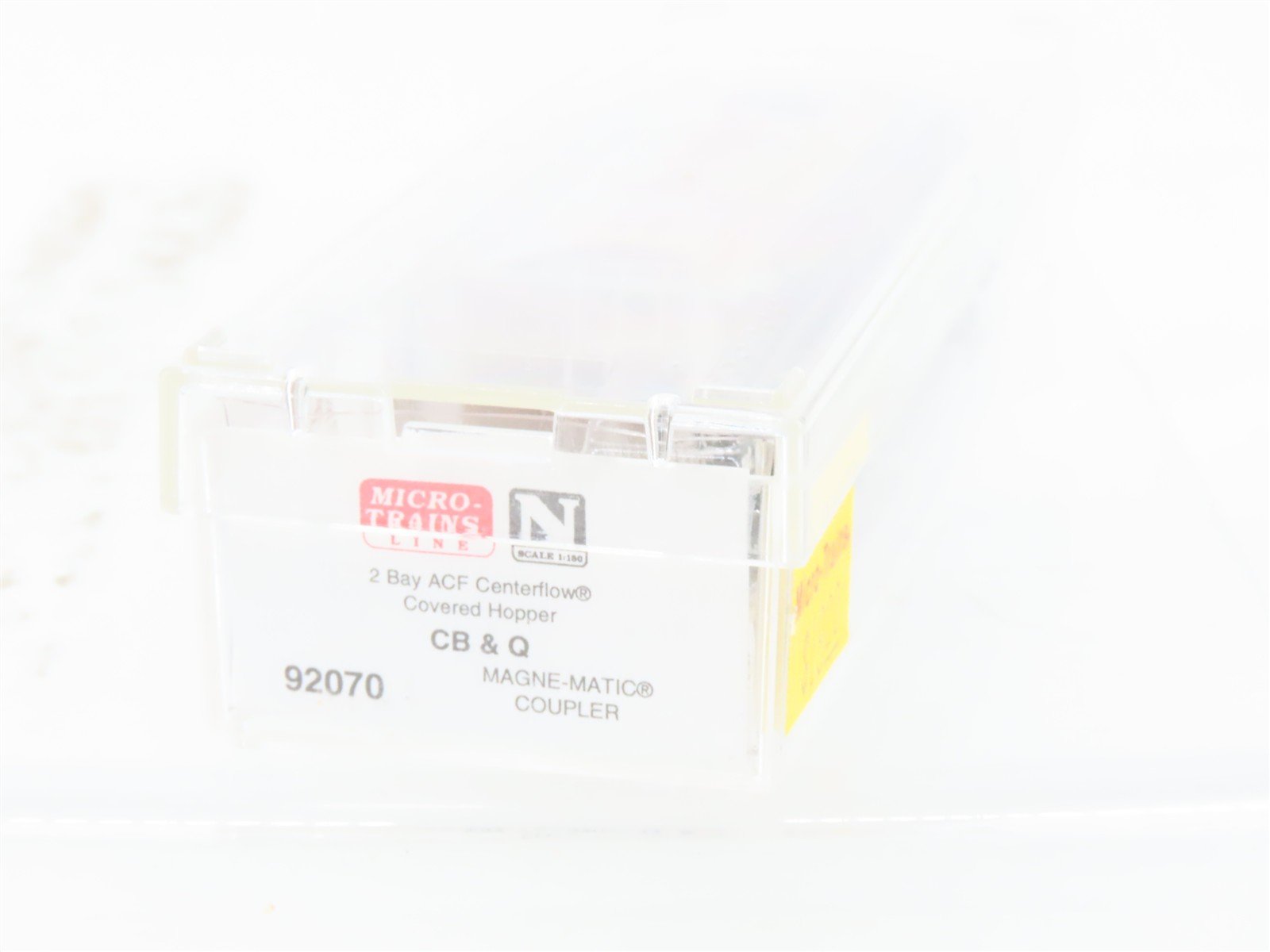 N Scale Micro-Trains MTL 92070 CBQ Burlington 2-Bay Covered Hopper #183295
