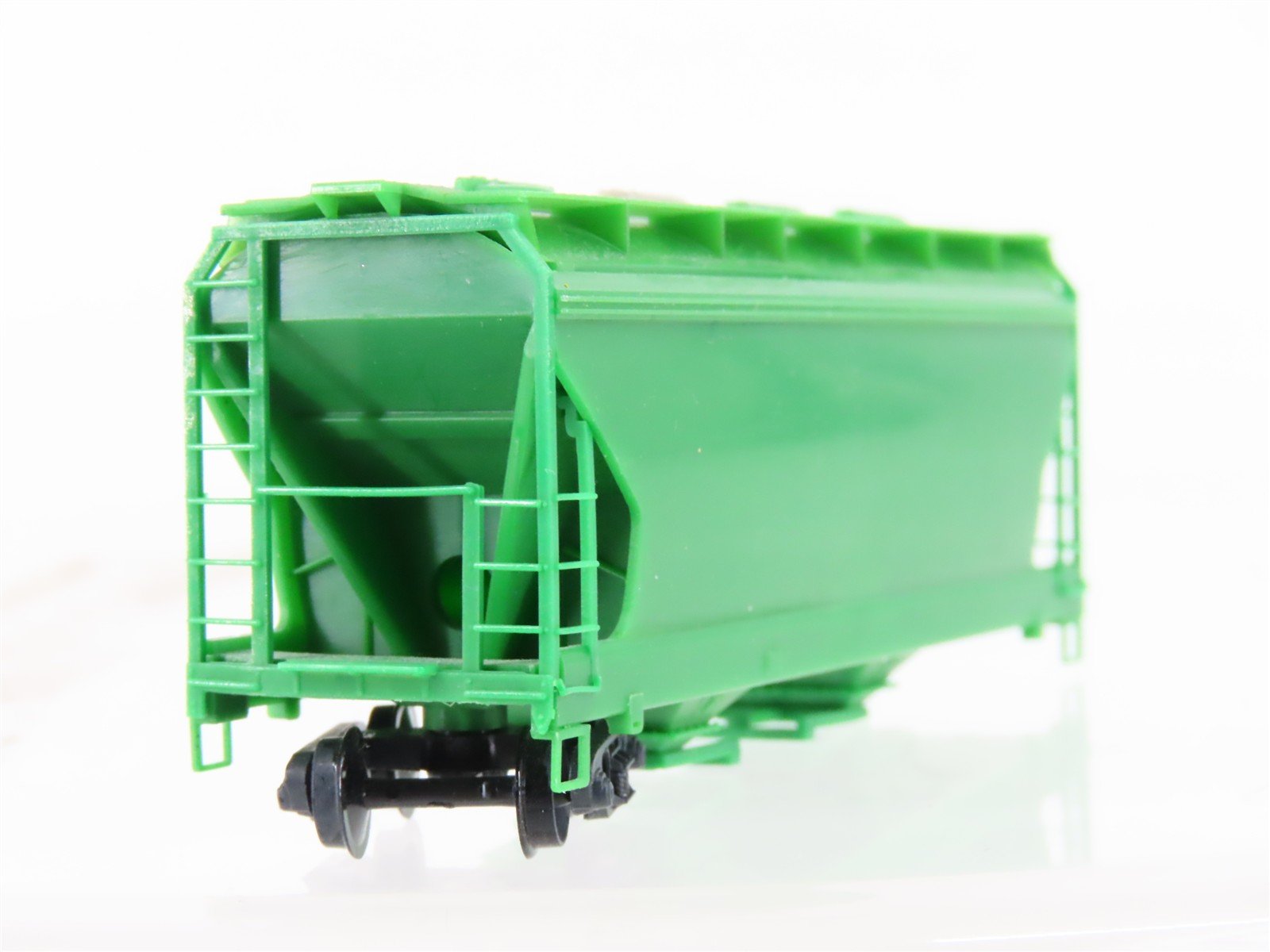 N Scale Micro-Trains MTL 92040 MKT Painted 2-Bay Covered Hopper CUSTOM