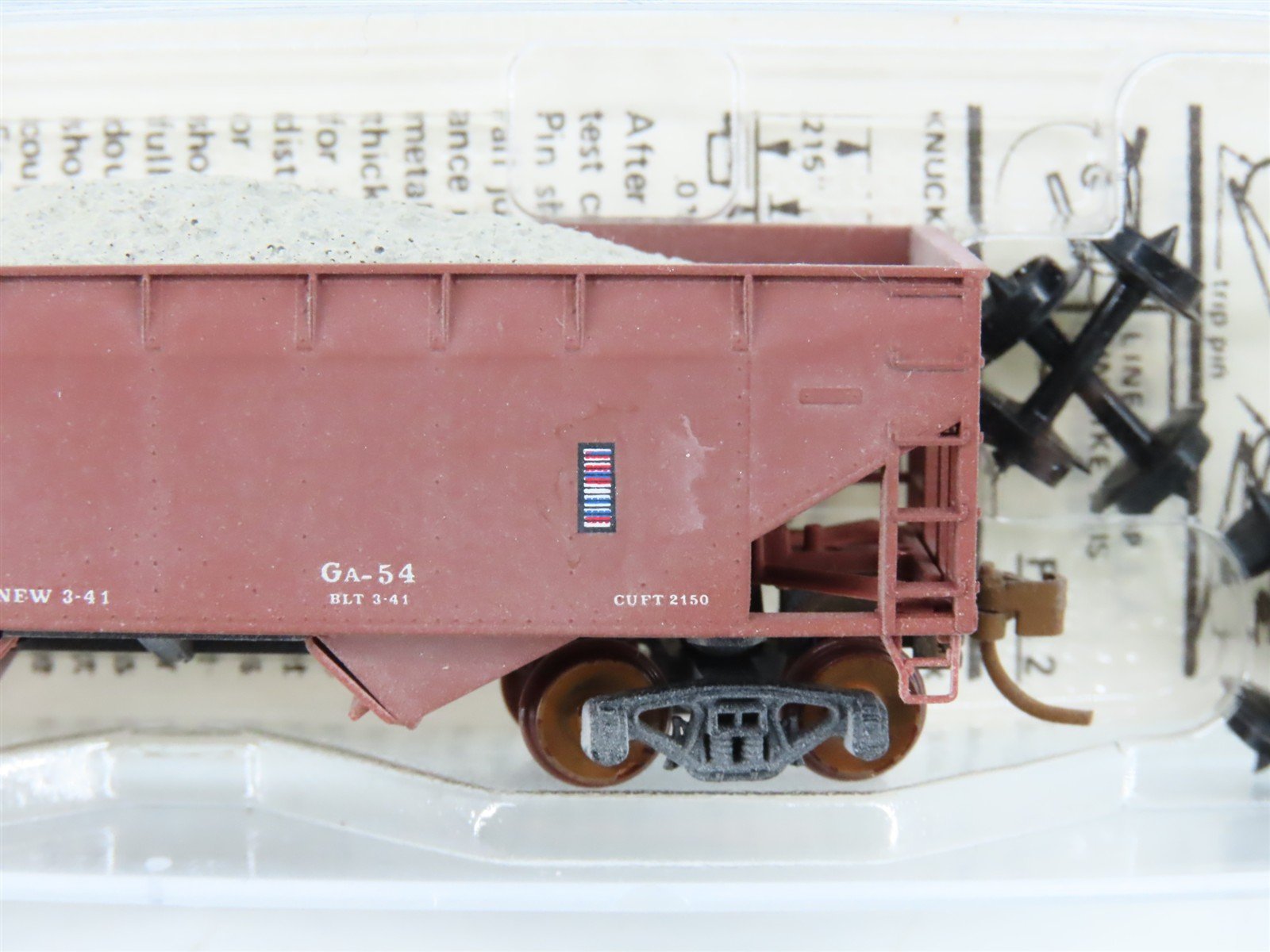 N Scale Micro-Trains/Kadee 55010 ATSF Santa Fe 2-Bay Hopper #180975 Weathered